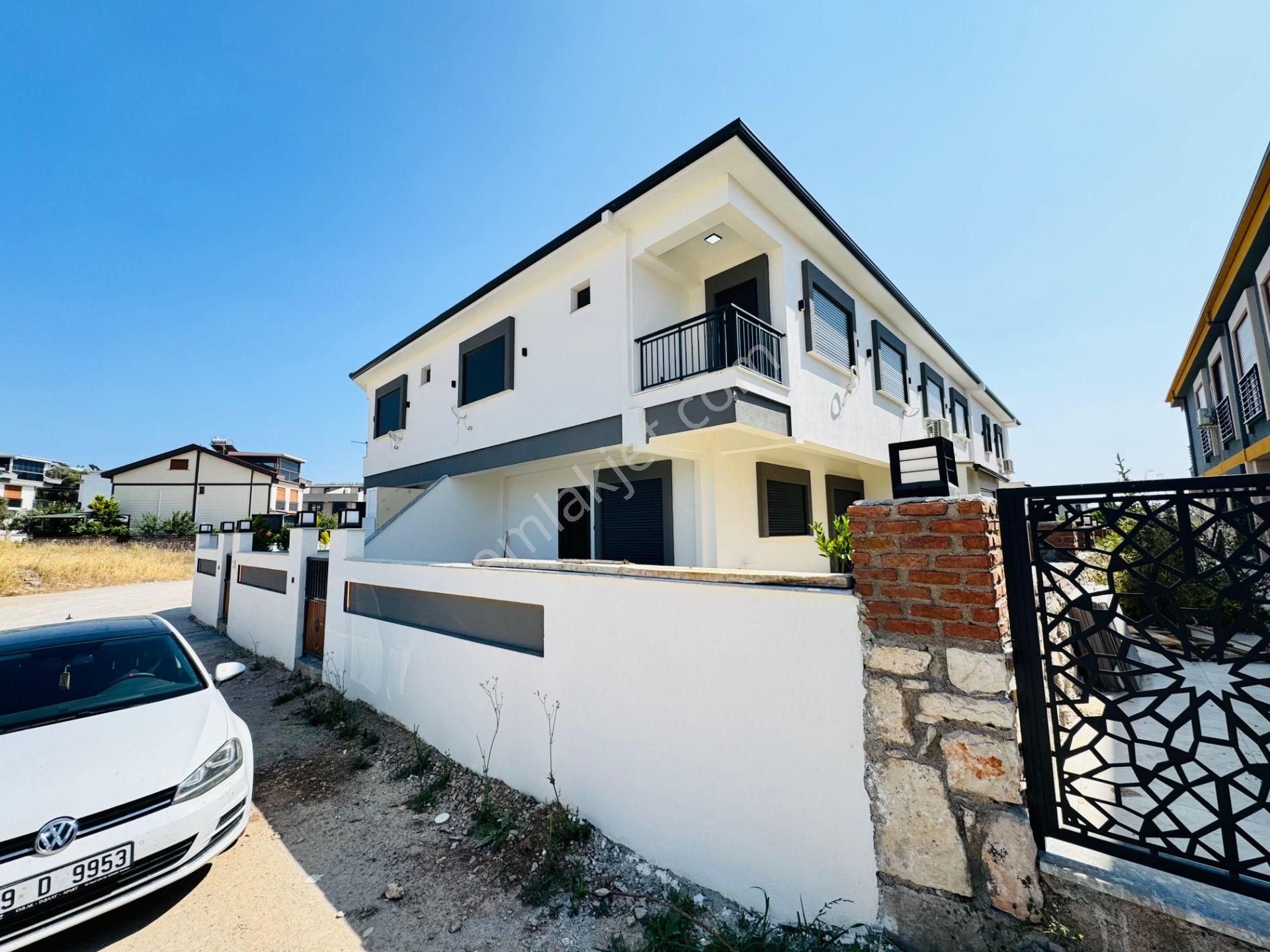 Didim Hisar Mahallesi Satılık Sıfır Bitişik 3+1 Ön Cephe Villa