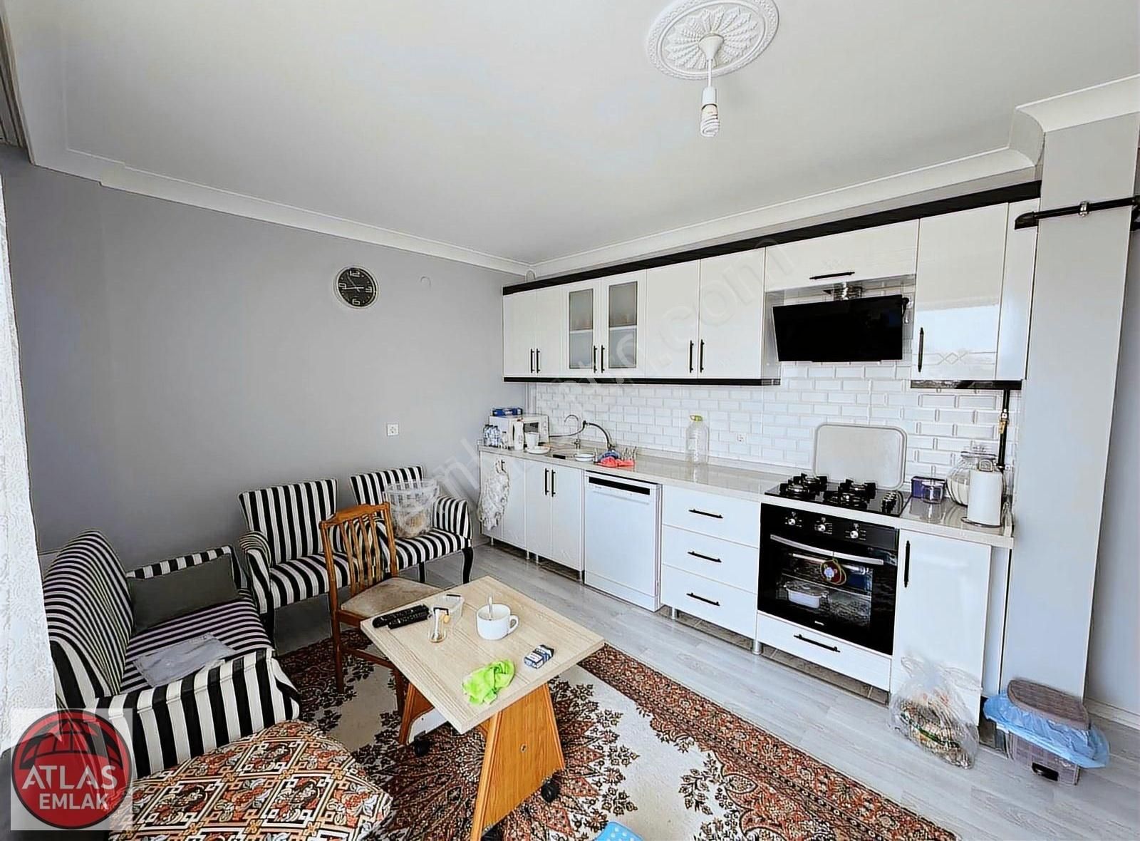 !!atlas Emlak Satılık!!geniş Balkon Mutfak Ortakat Yeniyapı 4+1