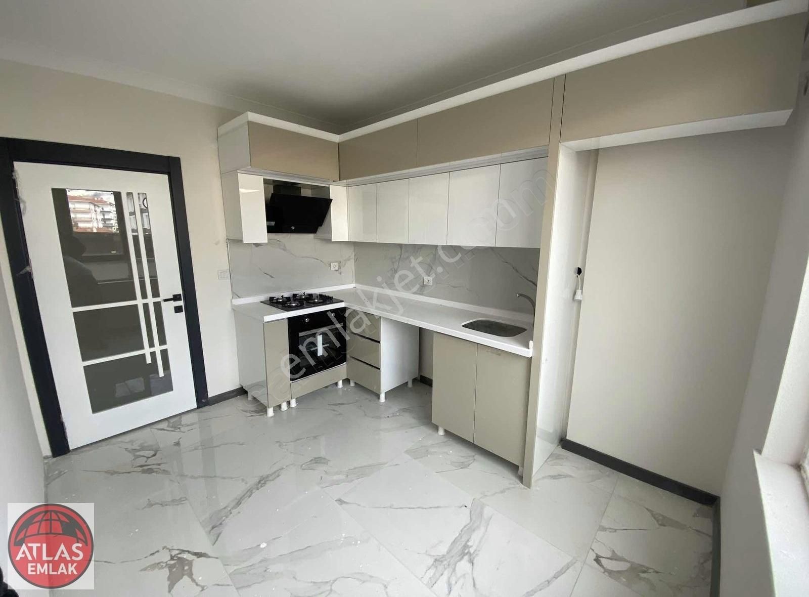 !!atlas Emlaktan Yıldırımda 700.000 Tl Kredili 2+1 Bahçe Kat!!