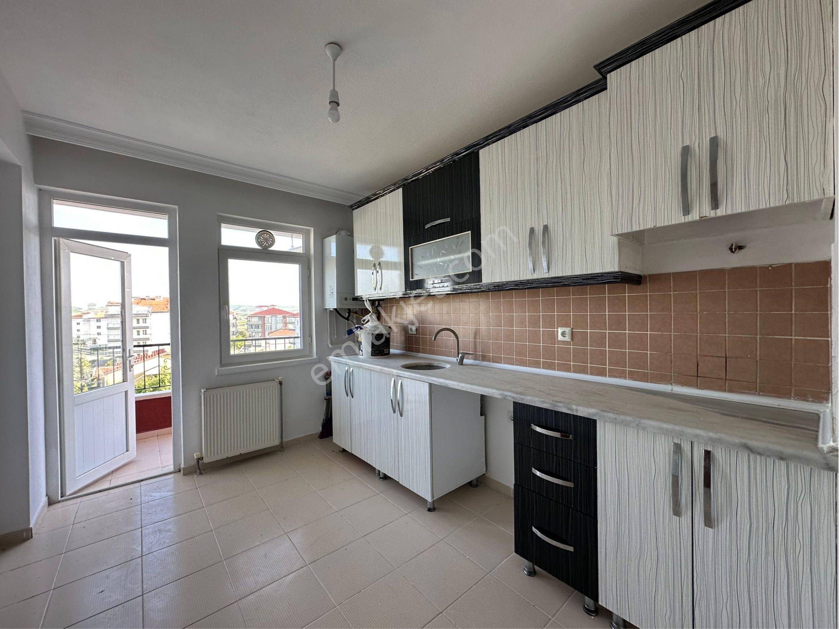 !!atlas Emlak Satılık!!öncephe Güneycephe E.banyo Balkon