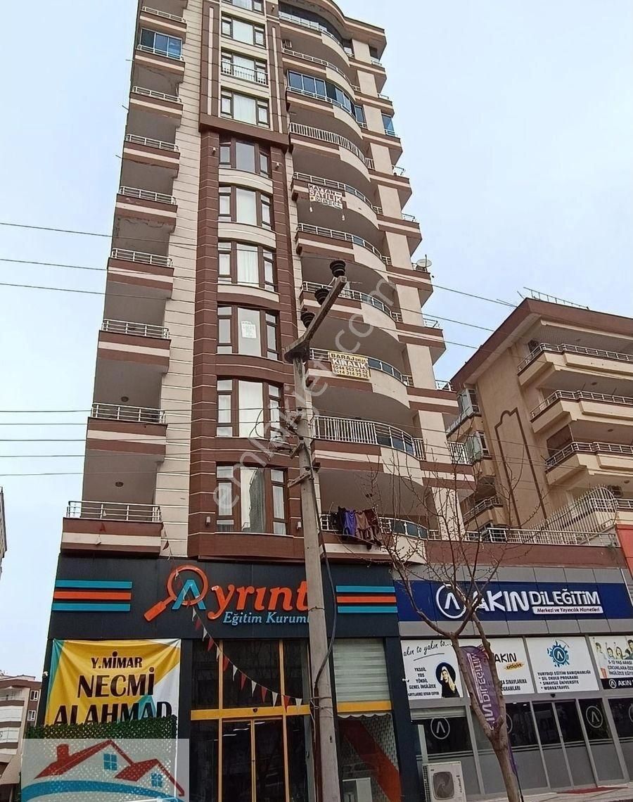 Baraj Emlak Tan Dükkanların Üstü Teraslı Satılık Daire