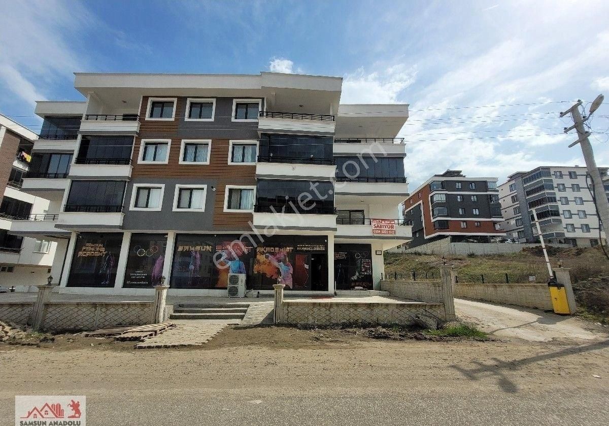 Samsun Atakum'da Yatay Mimari 3 Katlı Binada Satılık 3+1 Sıfır Daire