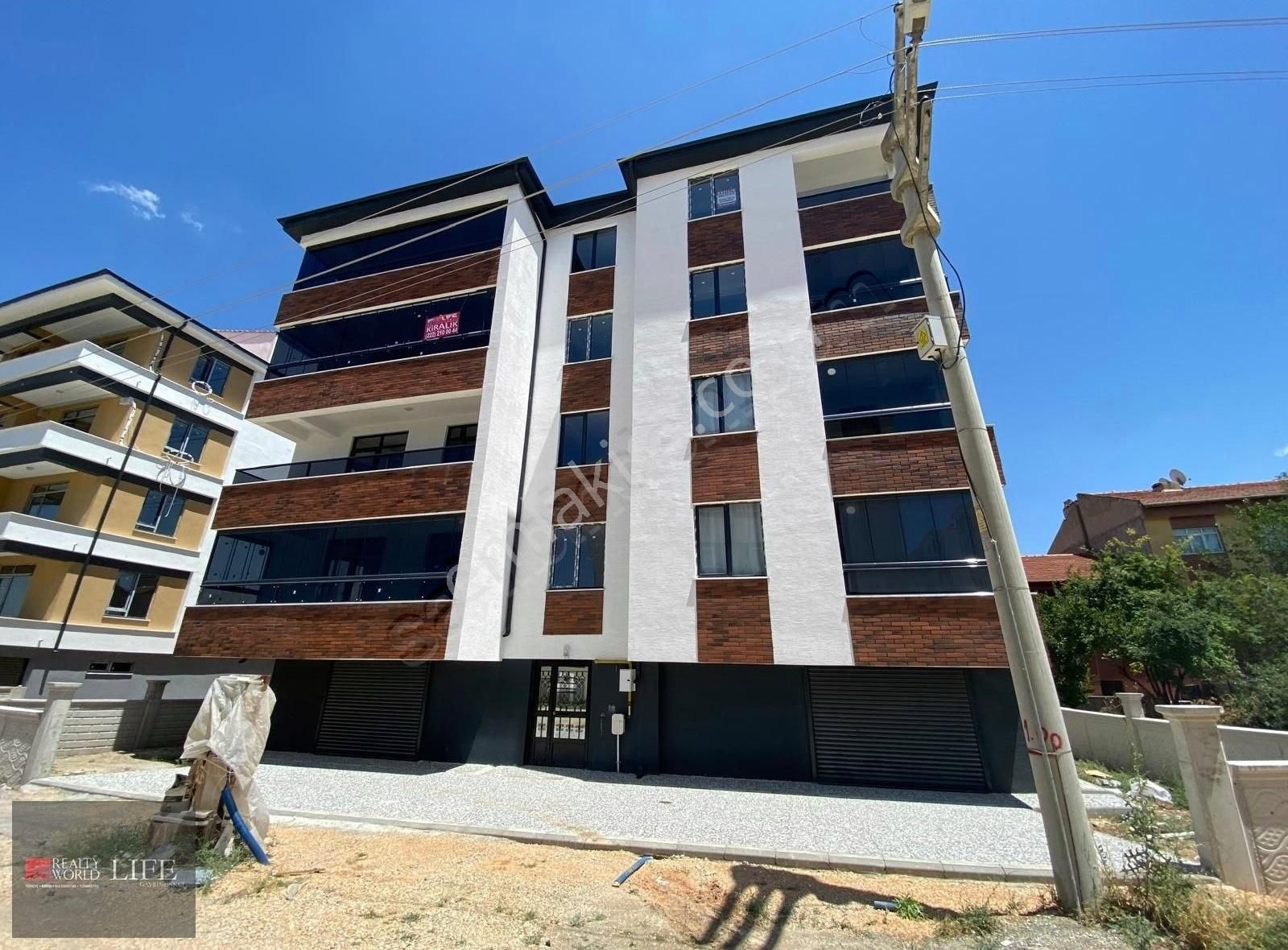 Rw Lıfe // 71 Evler Mh. Şehir Hastanesi Yakını 2+1 Kiralık Daire