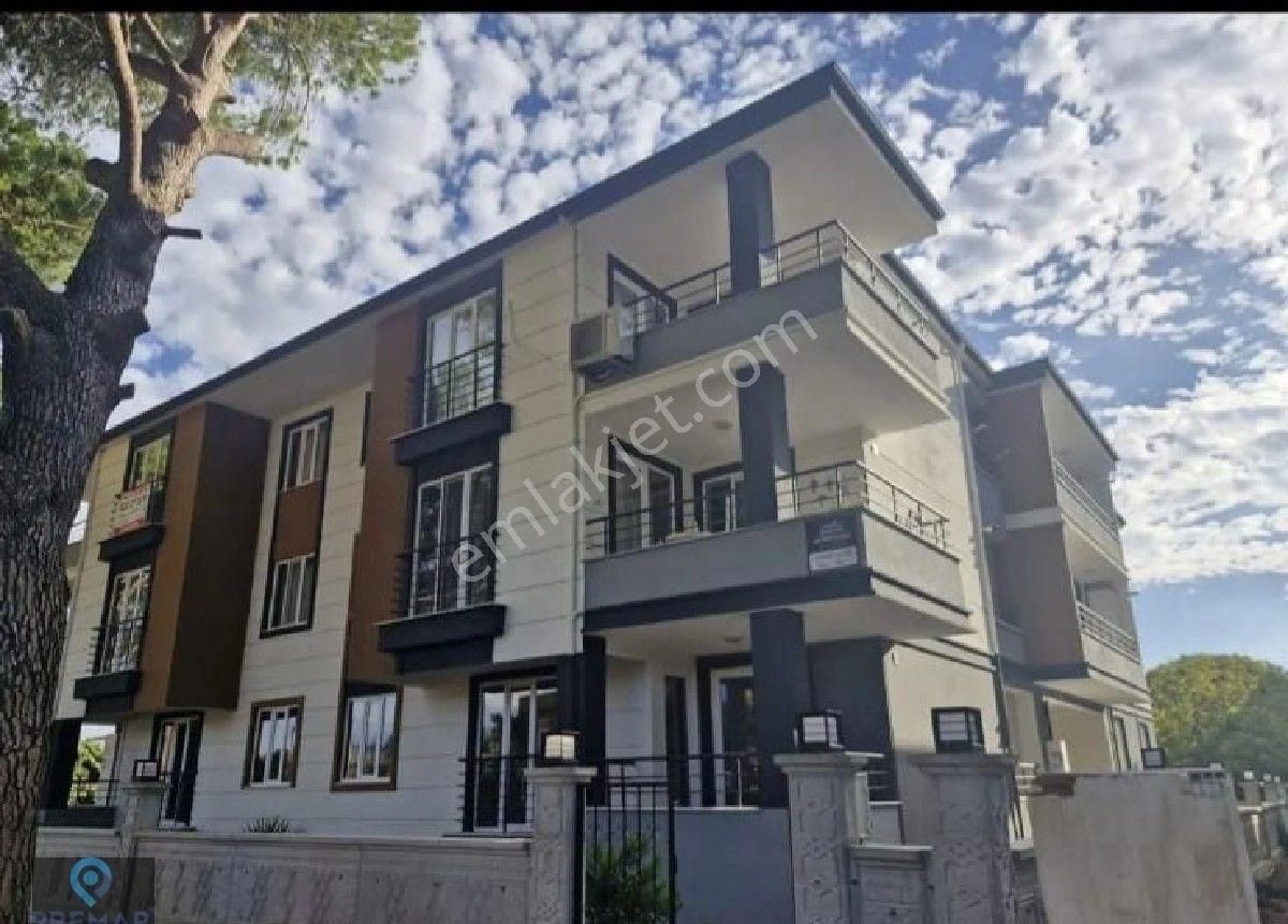 Premar Ayvada'dan Gömeç Merkezde Sıfır 2+1 Daire