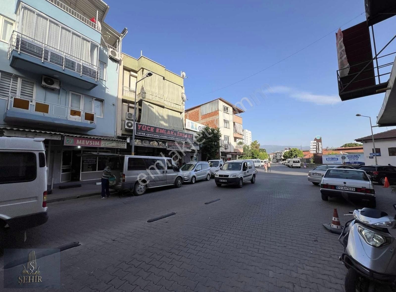 **şehir'den**merkezde Hangar Cafe Üstü 33m2 Kiralık Dükkan**