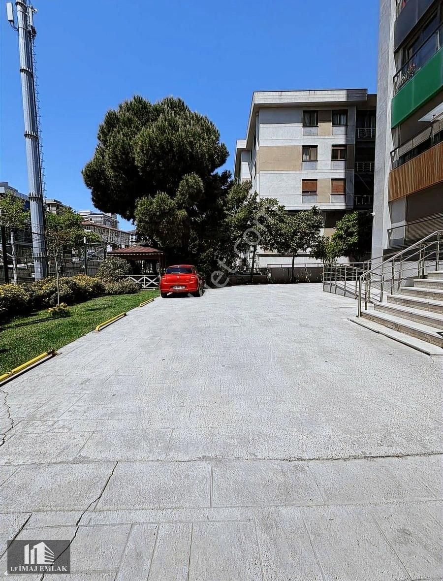 Çatalçeşme De Caddeye 1.bina 7 Yıllık 3+1 135 M2 Balkon Ebeveyn