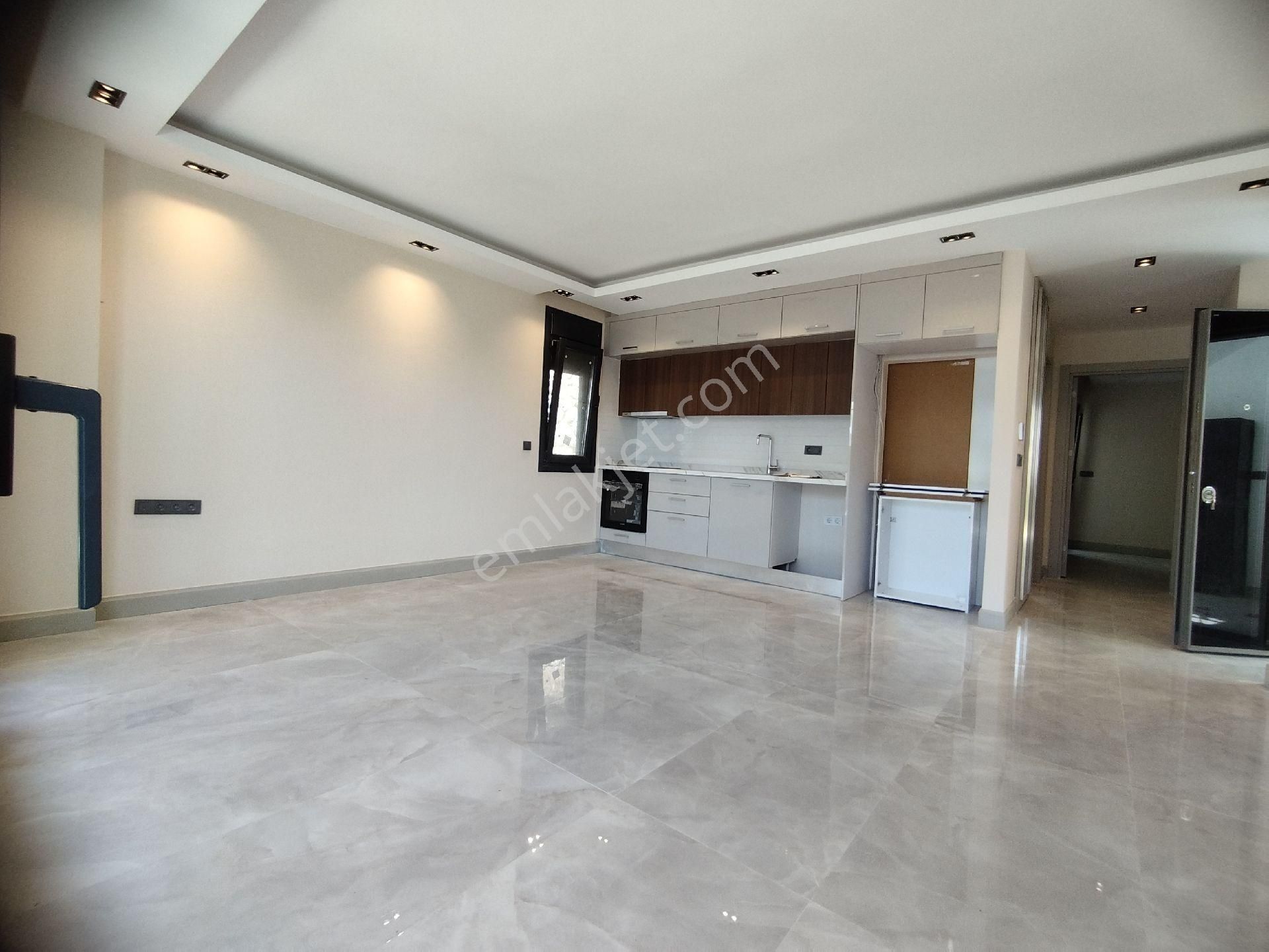 Bodrum Konacık Jandarma Mevkiinde Satılık 2+1 Bahçe Katı Daire - Görsel 4