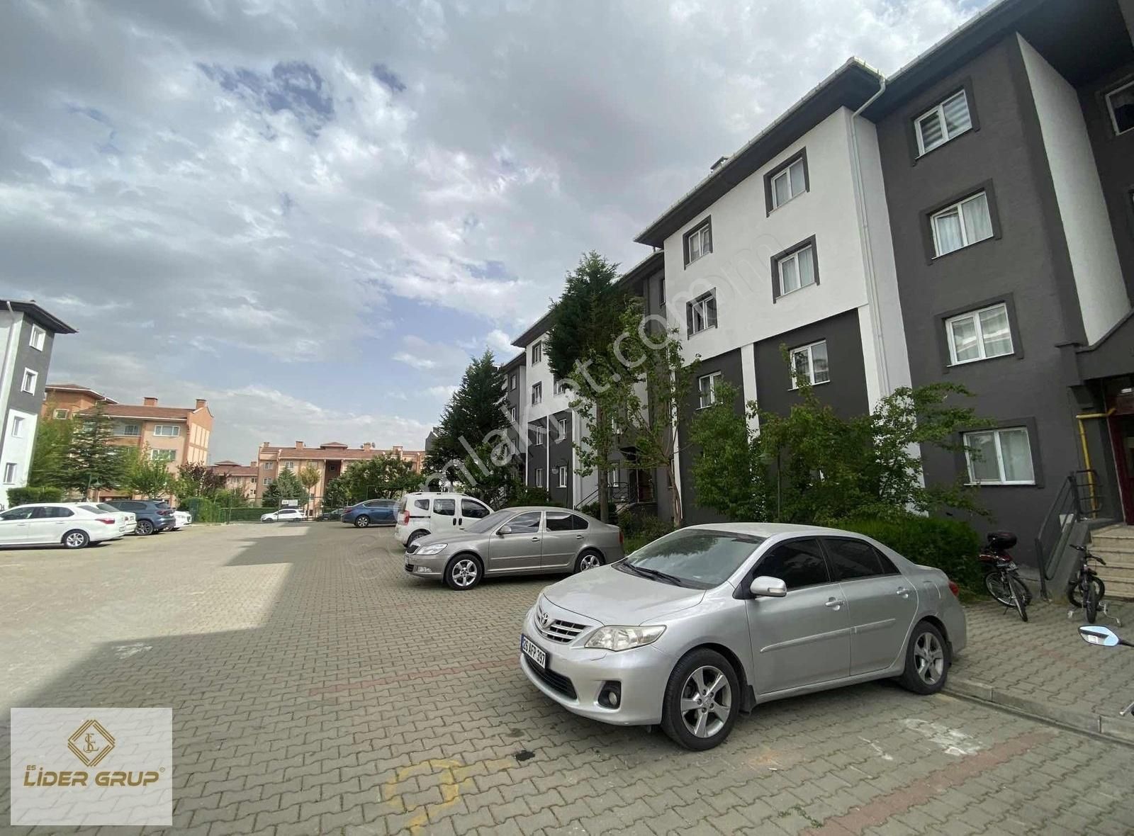 [eslider] Ihlamurkent'de Arakat Fırsat 2+1