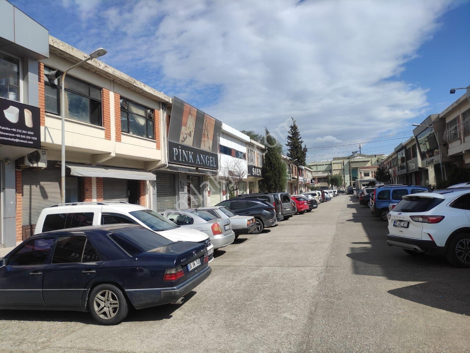 Fırsat !! İzmir Işıkkent Ayakkabıcılar Sitesinde 387__m2 (a) Grubu Yatırımlık 3 Katlı İşyeri - Görsel 3