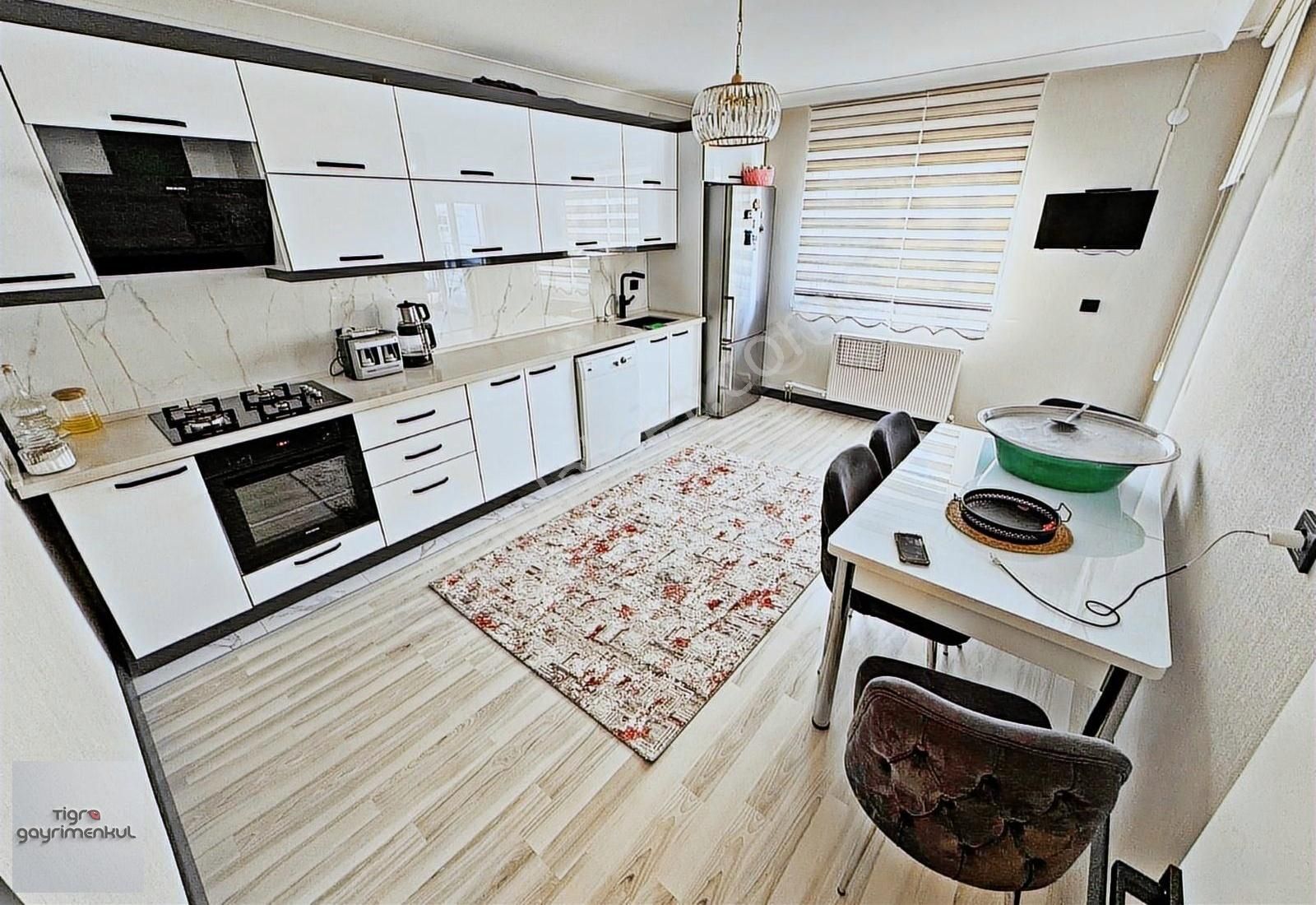 _tigra_durali Alıç Mah Sitede Full Yapılı Muhteşem 3+1 Daire
