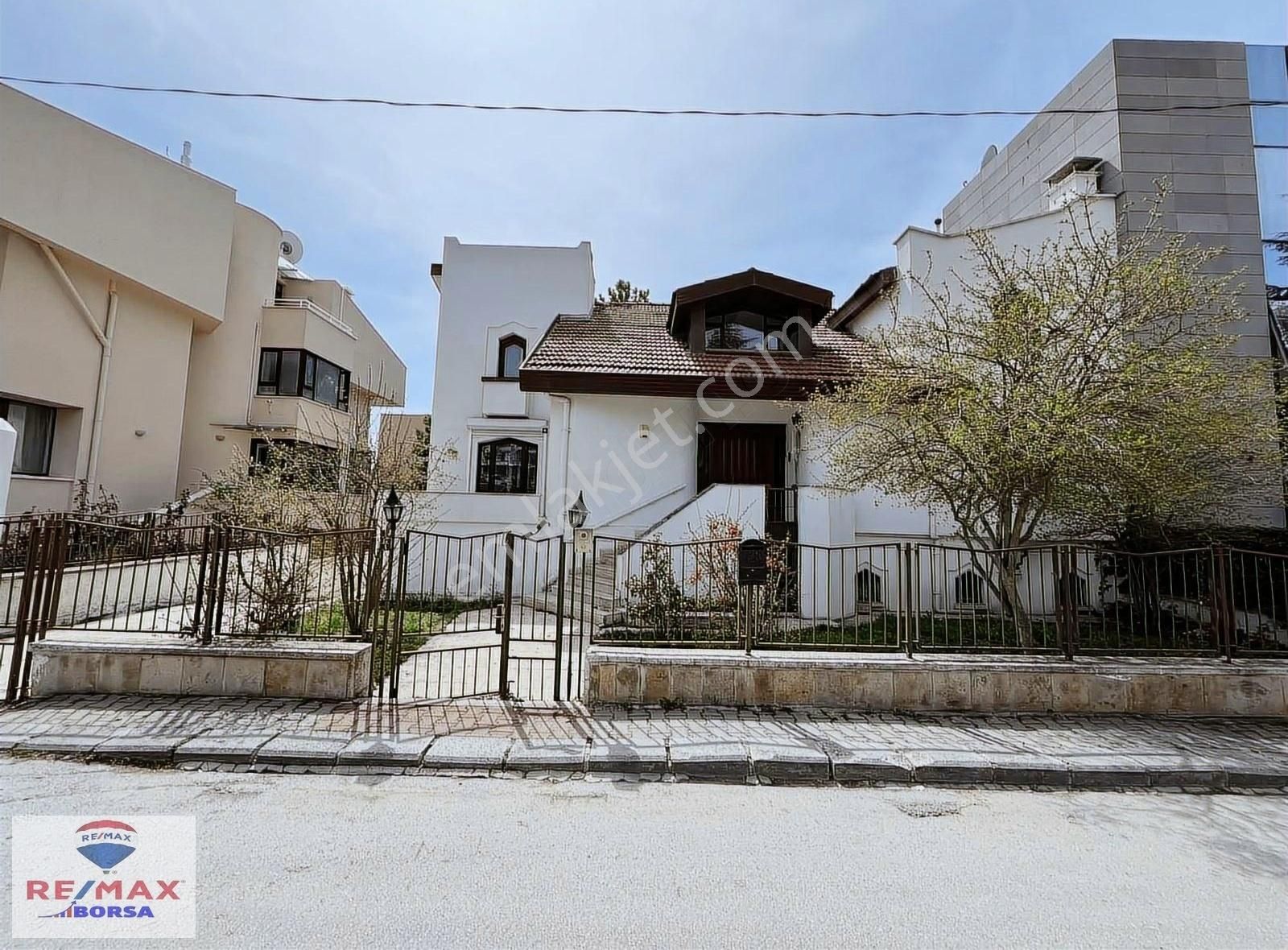 Çankaya Oran Da Satılık 6+2 Villa