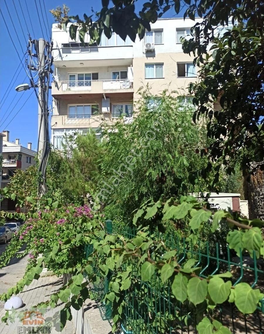 Göztepe Metro Ve Sahil Yakını Doğalgazlı Bakımlı Park Manzaralı