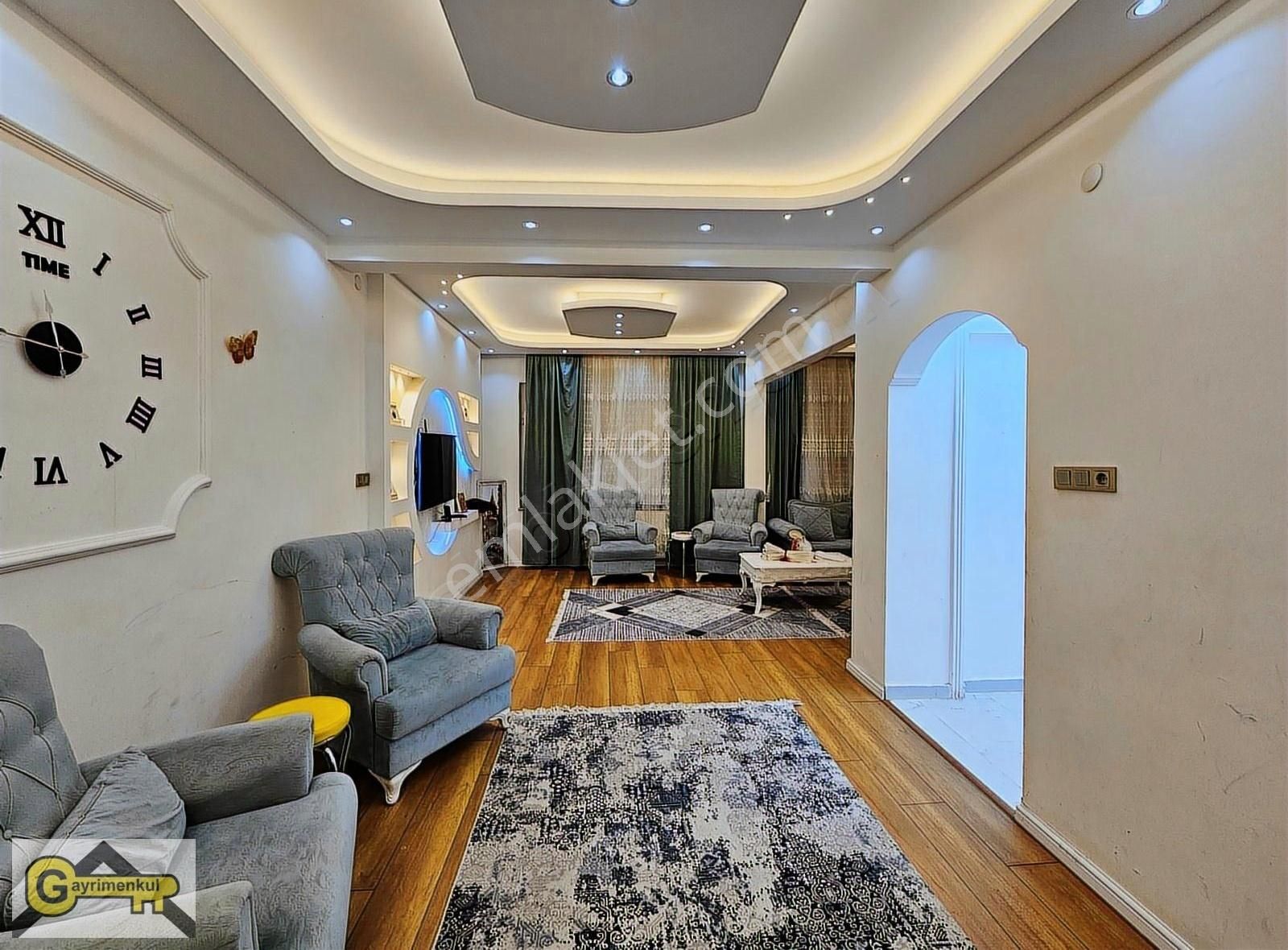 Fatih Hasaki Sultan Mh İçi Yapılı Full Eşyalı Tranvay 3 Dk Büyük