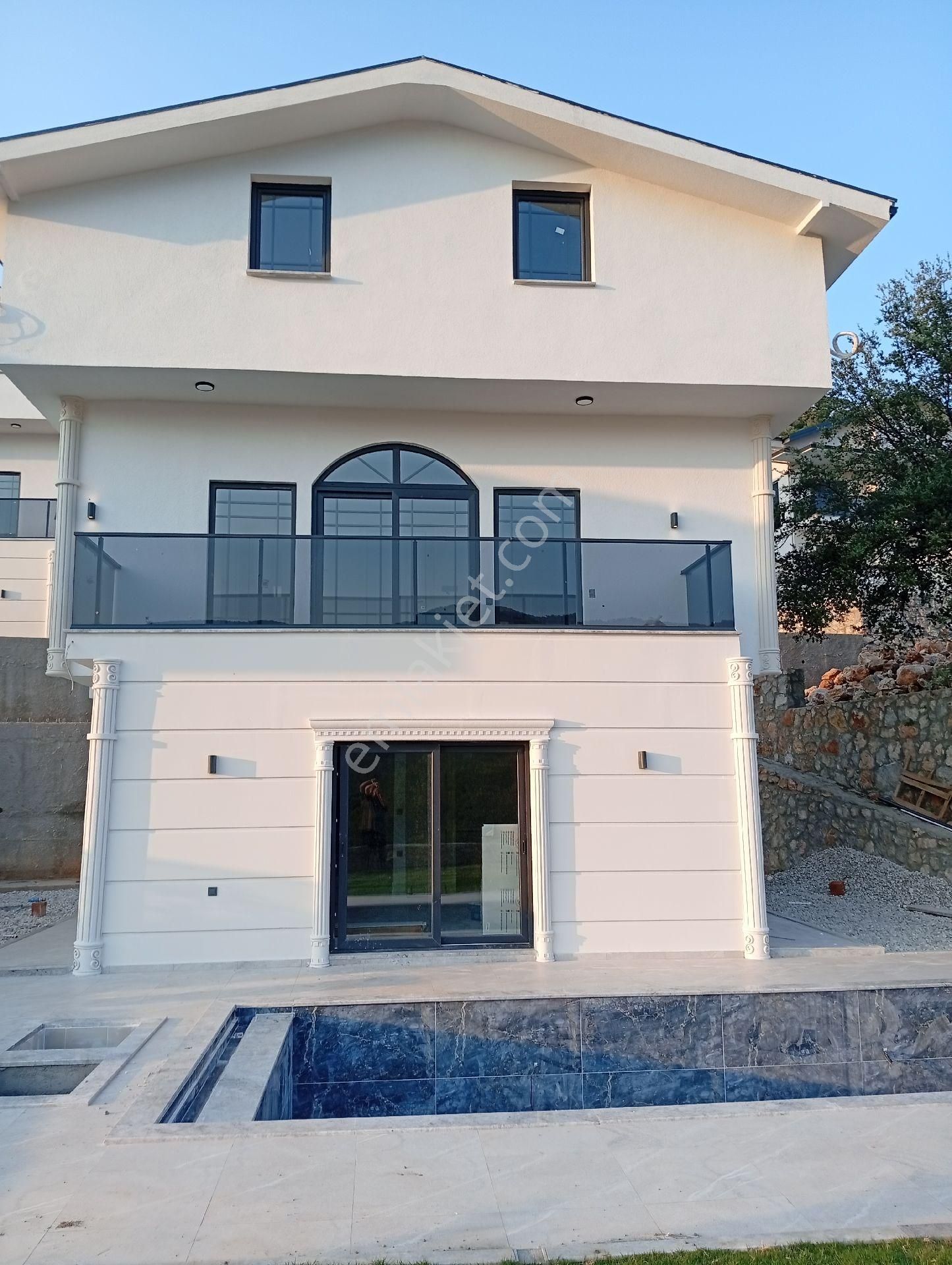 Fethiye Yeşil Üzümlü De Satılık Villa