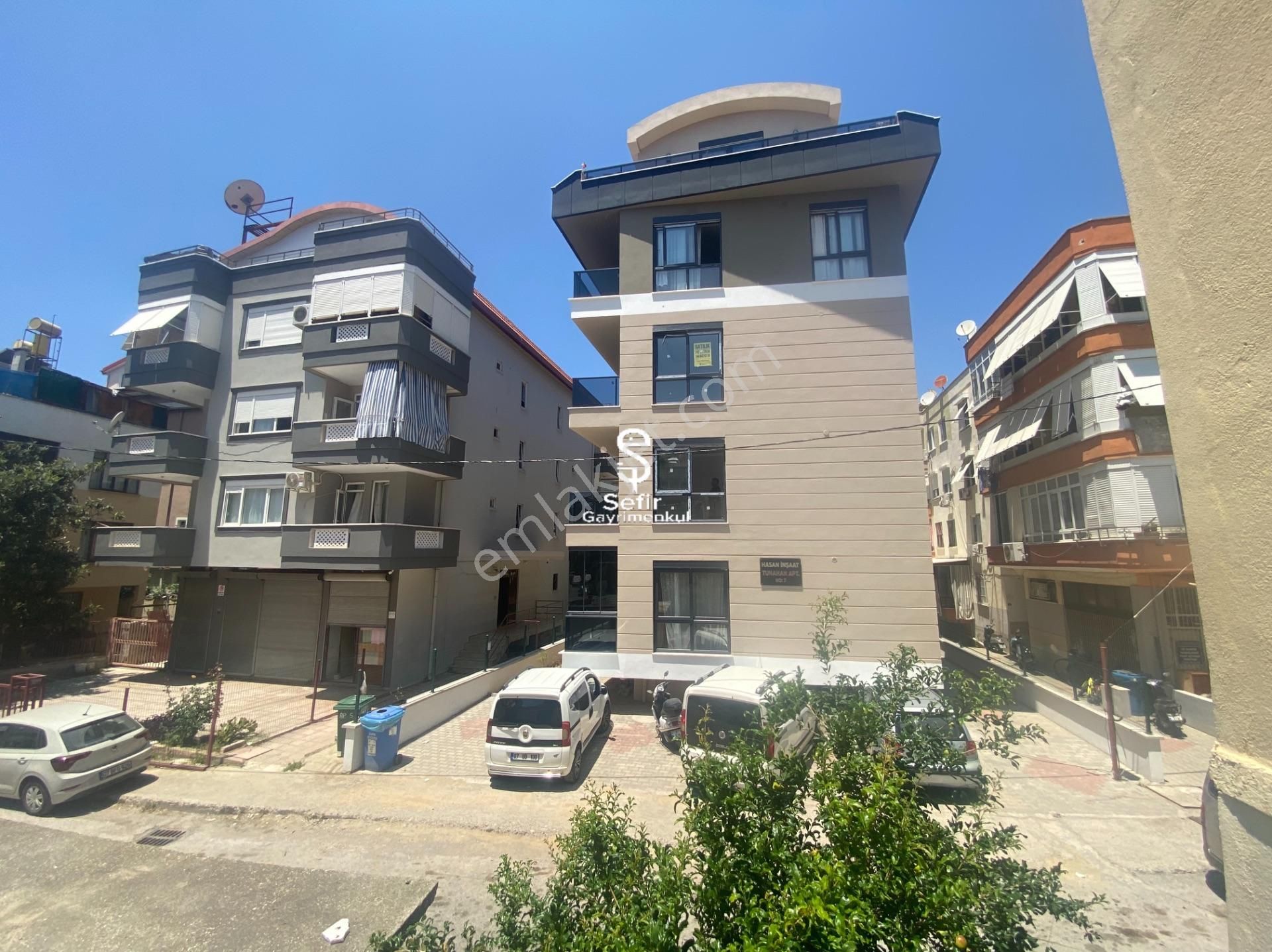 Alanya Saray'da Denize 300 Metre Sıfır 1+1 Kiralık Daire