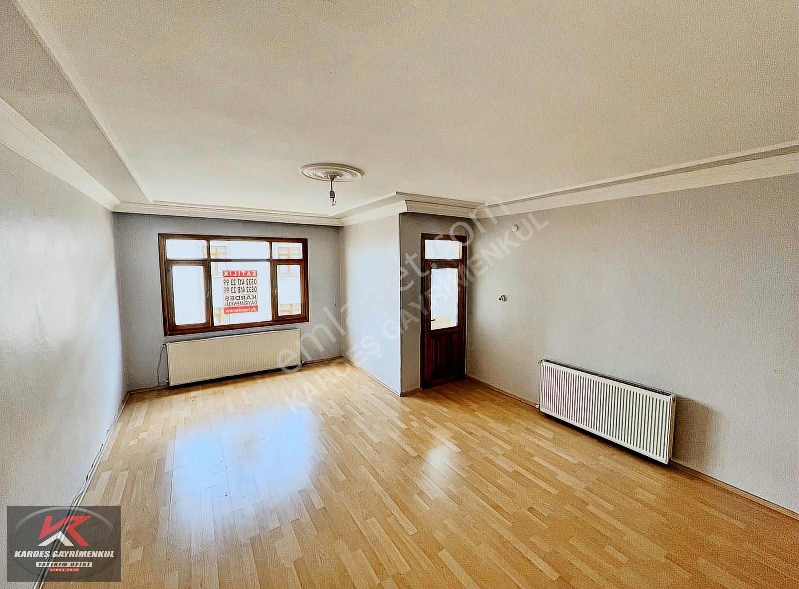 Site İçerisinde Deniz Manzaralı 3+1 Satılık Arakat Daire