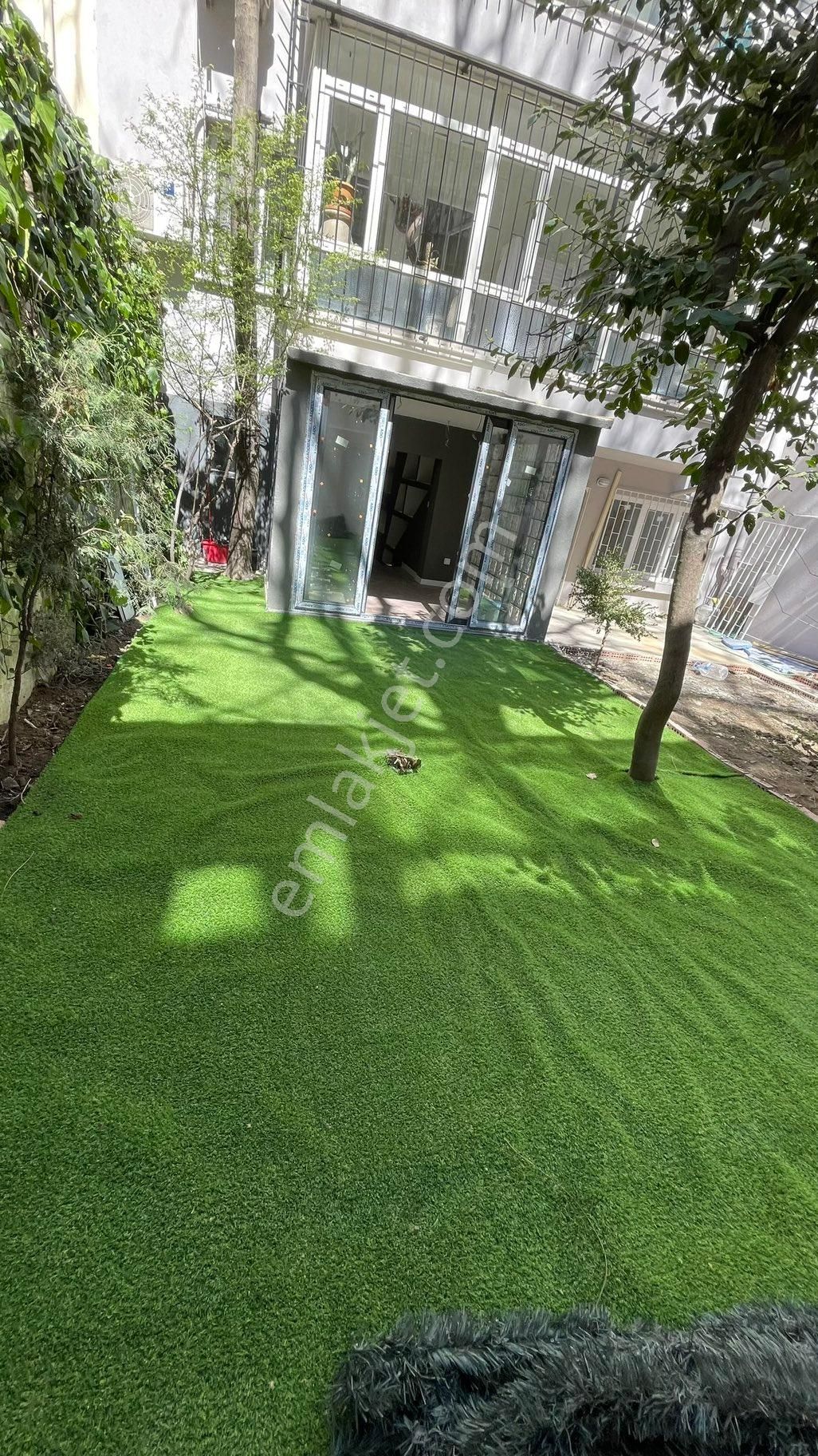 Sahibinden Nişantaşında Bahçe Katı