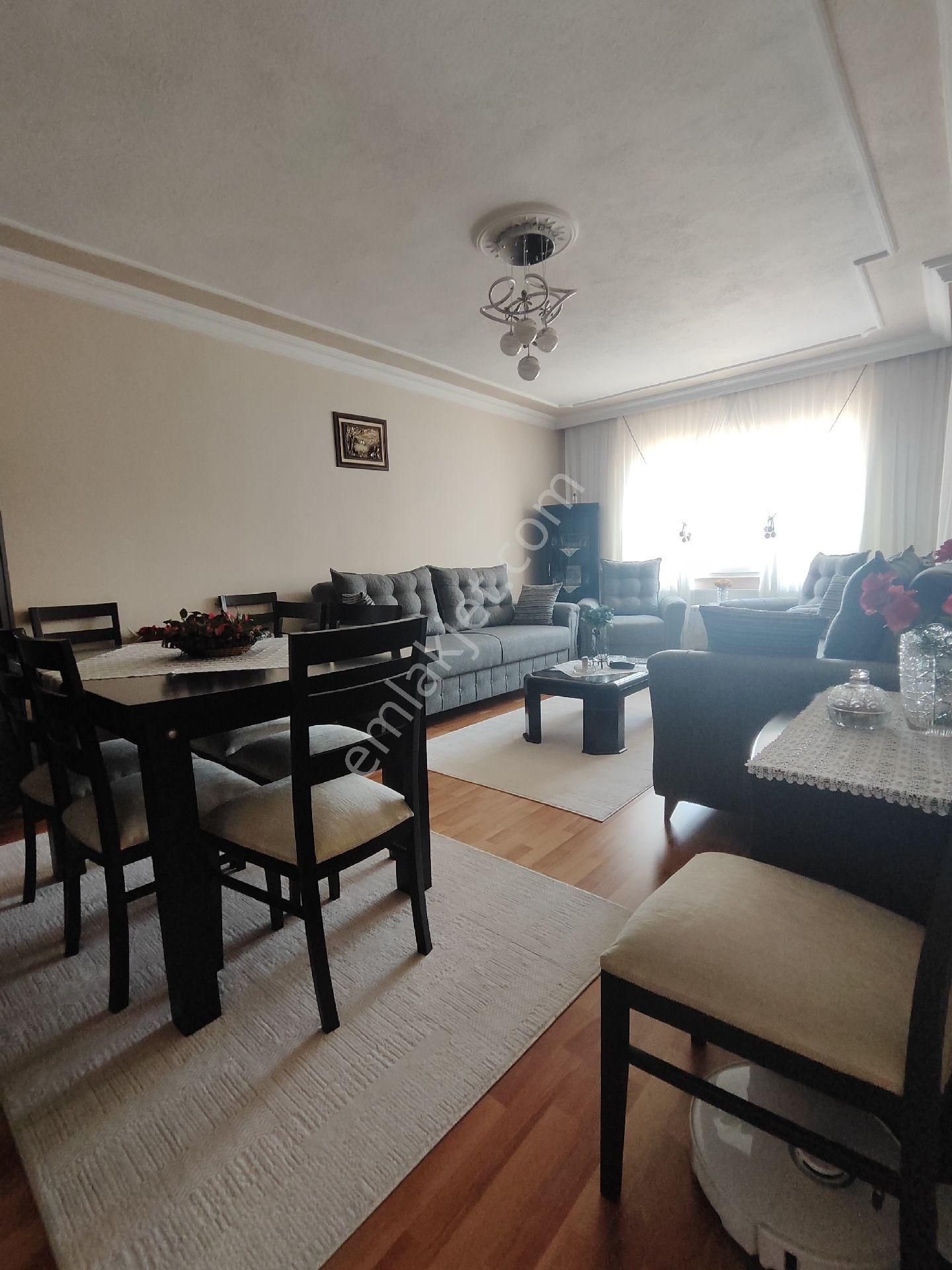 Polatlı Zaferde 3+1/140m² Ara Kat Masrafsız Daire