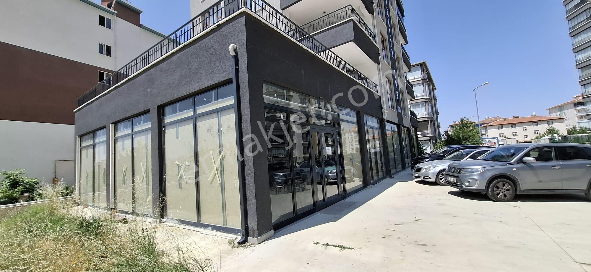 Ankara Polatlı İstiklal Mahallesinde 2 Katlı Satılık Boş Dükkan