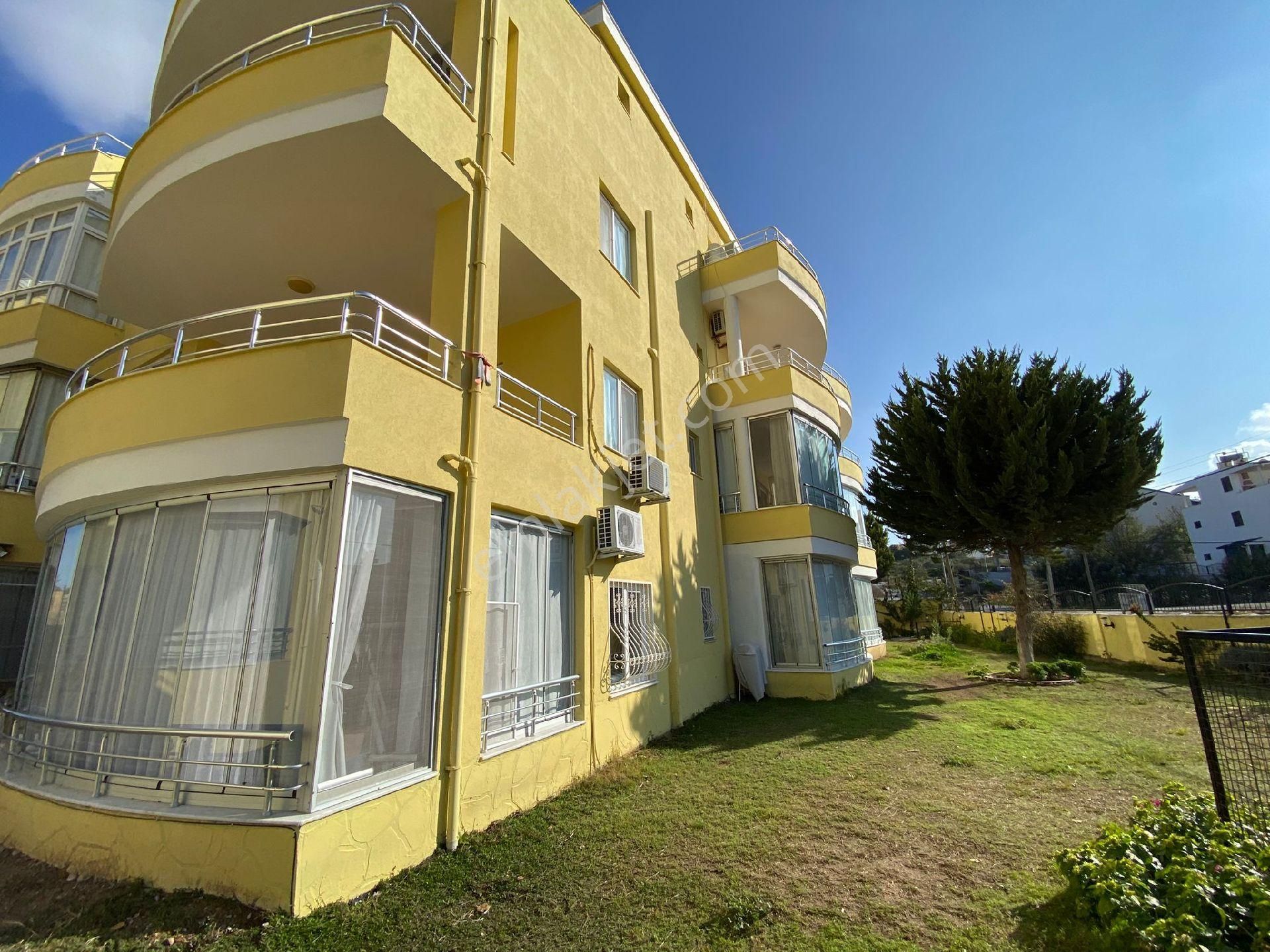 Didim Satılık Havuzlu Sitede 2+1 Ebeveyn Banyolu Eşyalı Yazlık Dublex