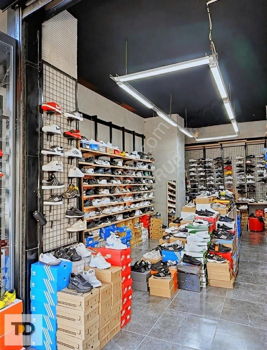 Tuda' Dan Sincan Merkezde 50 M2 Magaza