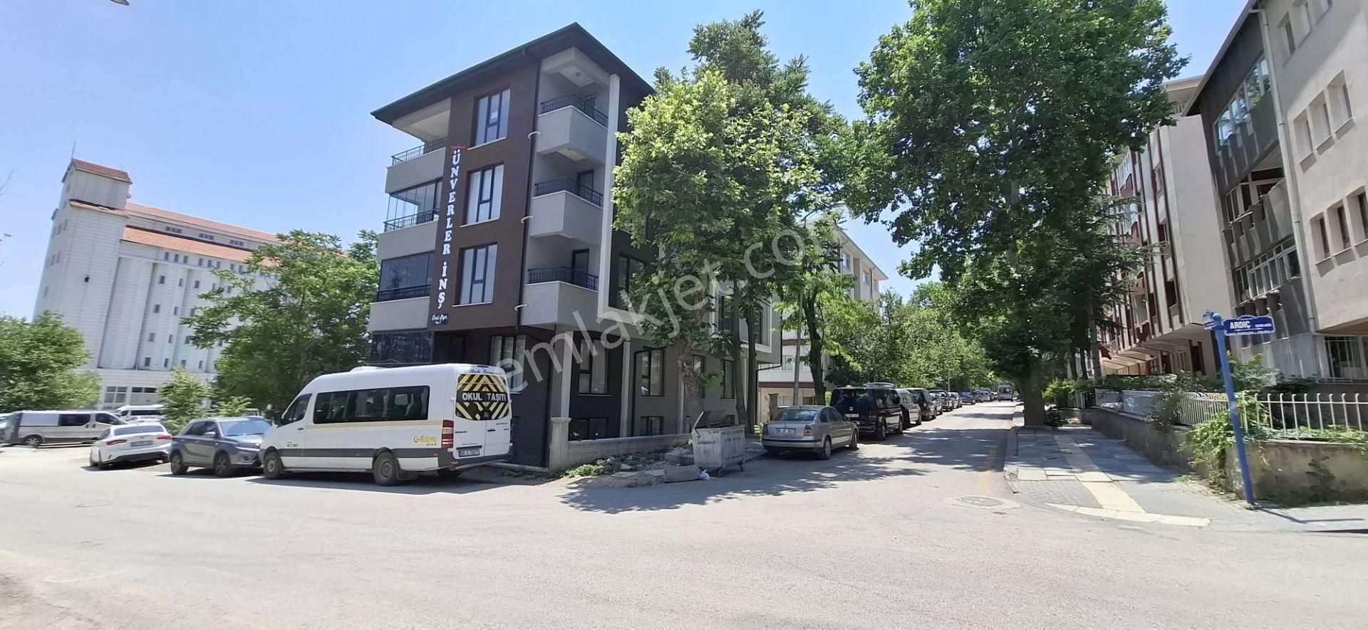 Polatlı Gazi Mahallesi'nde Merkezi Yerde Satılık 4+1 Sıfır Daire