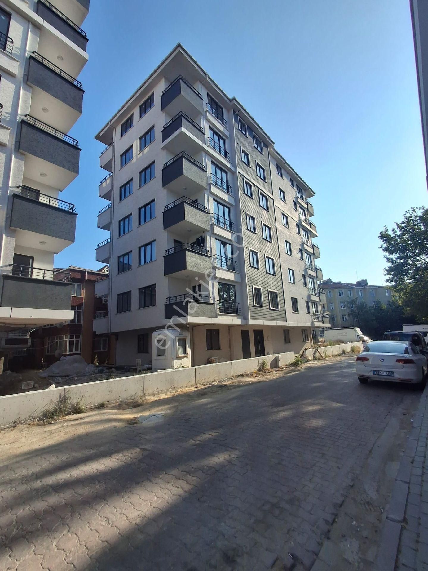 Savaş Emlaktan Avcılar Cihangir De Satılık Site İçersinde Sıfır Daire