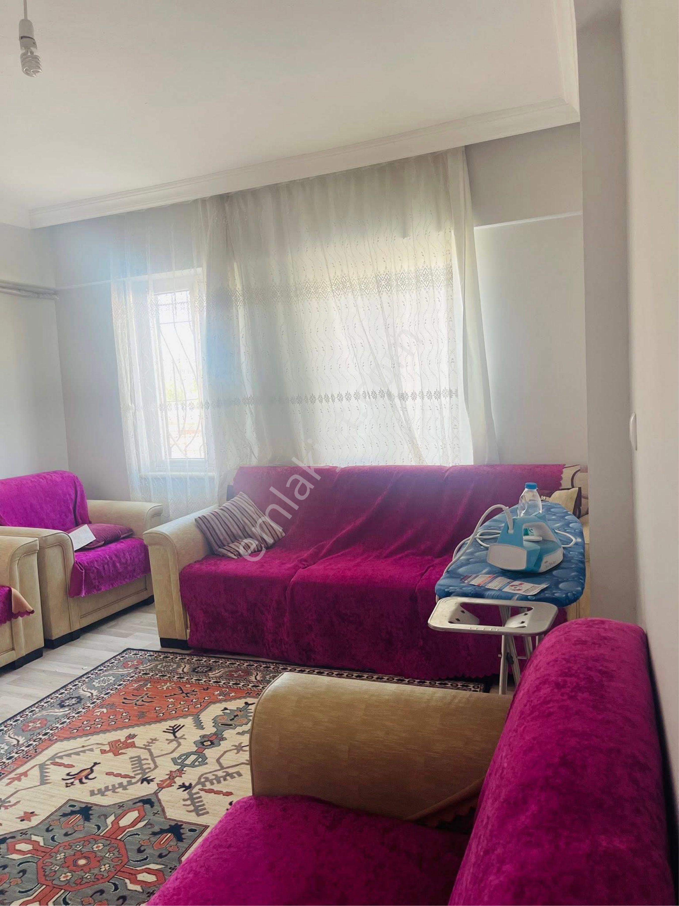 Cumhuriyet Mahallesinde Ful Eşyalı2+0 Kiralık Daire