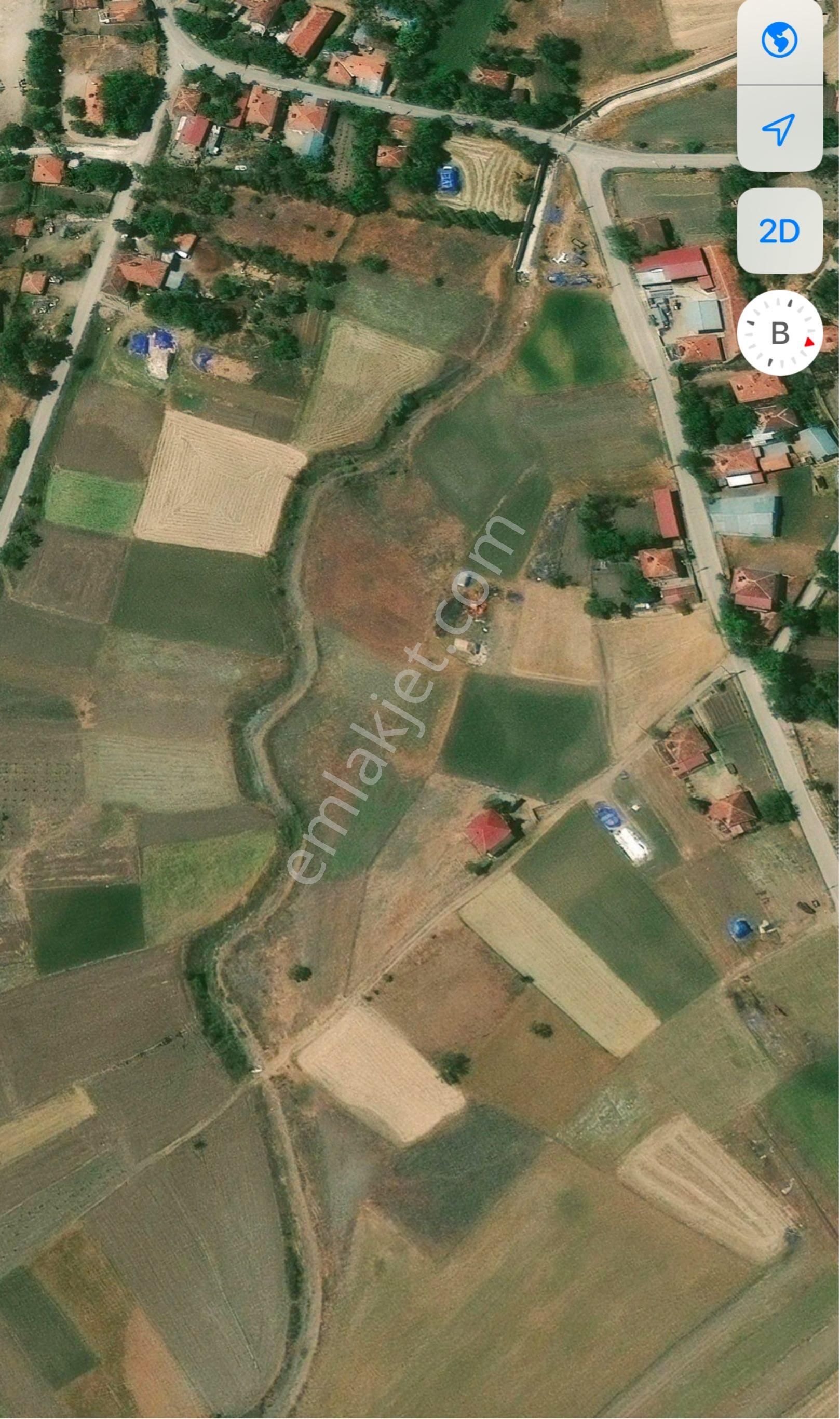 Bayramoğlundan Süper Fırsat 1625m2 Köy Yerleşik Alanı İçinde Arsa