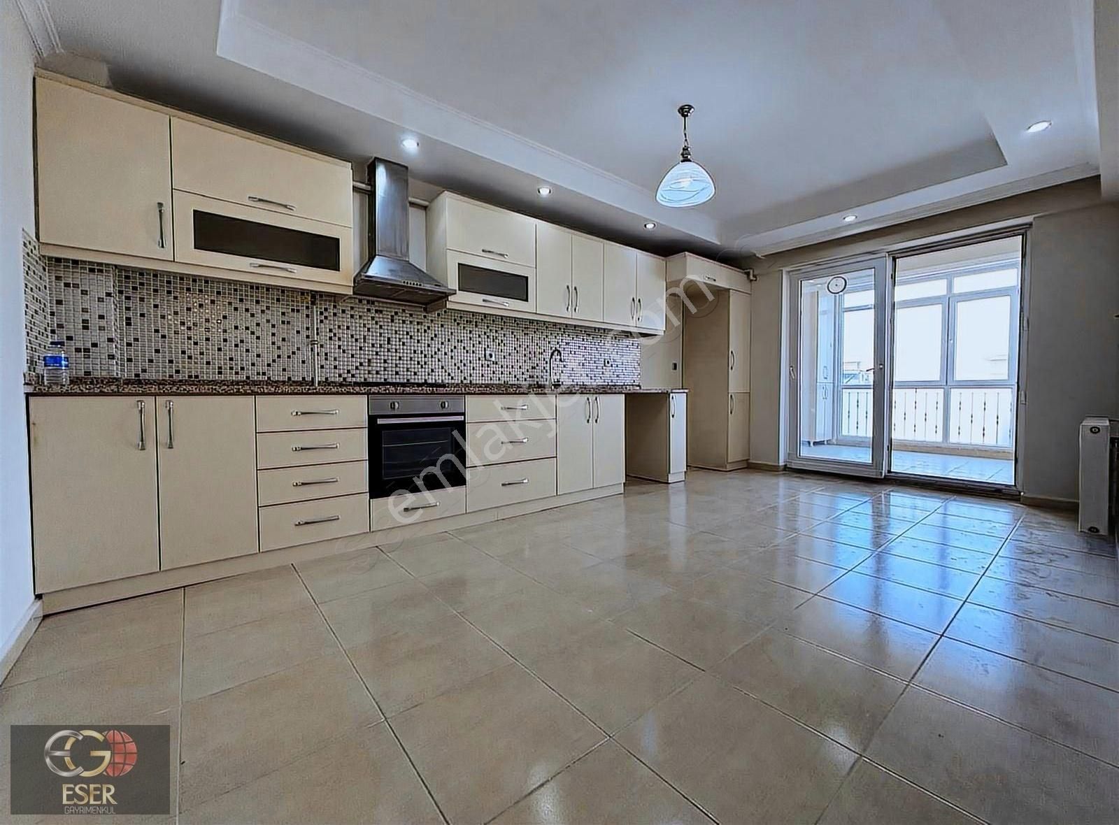 Eserden Çakmak Mahallesinde 3+1 175m2 Satılık Fırsat Daire