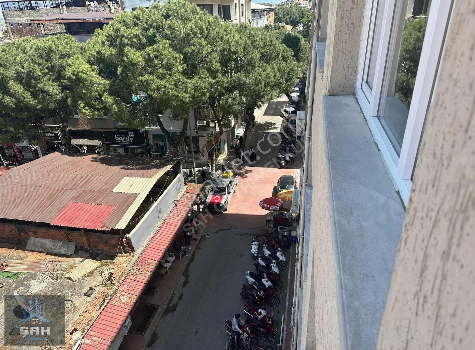 Şah'tan Sevgi Yolunda Teb Bankası Karşısında 2+1 Satılık Daire