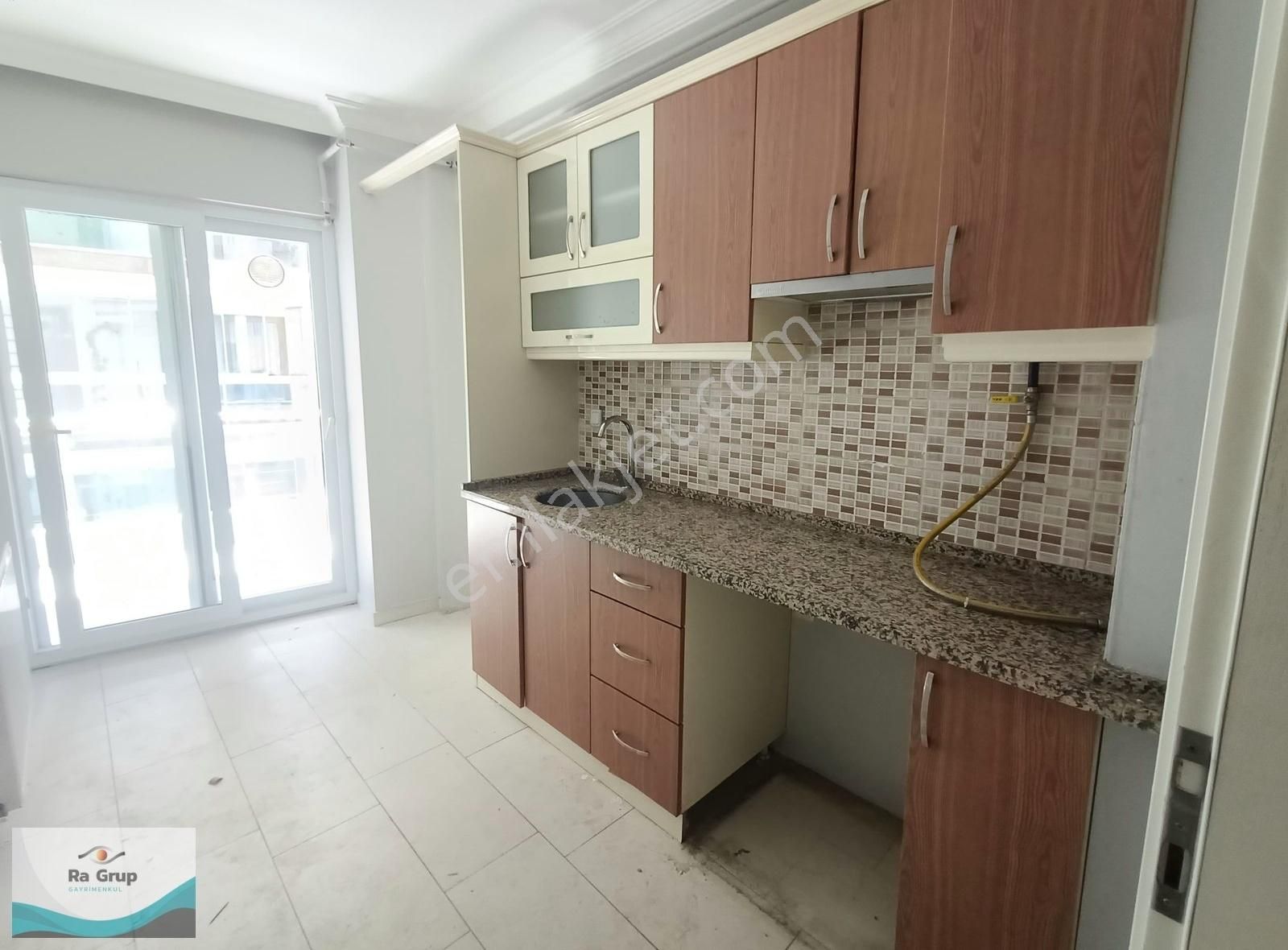 K.yaka Anadolu Cad. Yakını Asansörlü Kombili 3+1 Kiralık Daire