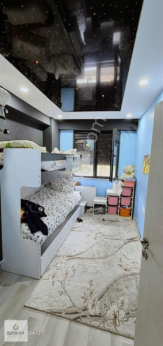 Tuzla Aydınlı'da 2 + 1 Daire