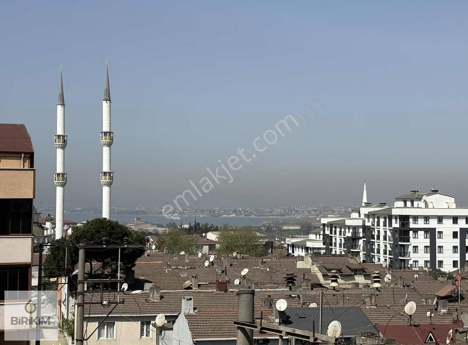 Emek Mahallesi Geniş Deniz Manzaralı 4+1 180m² Dublex Daire