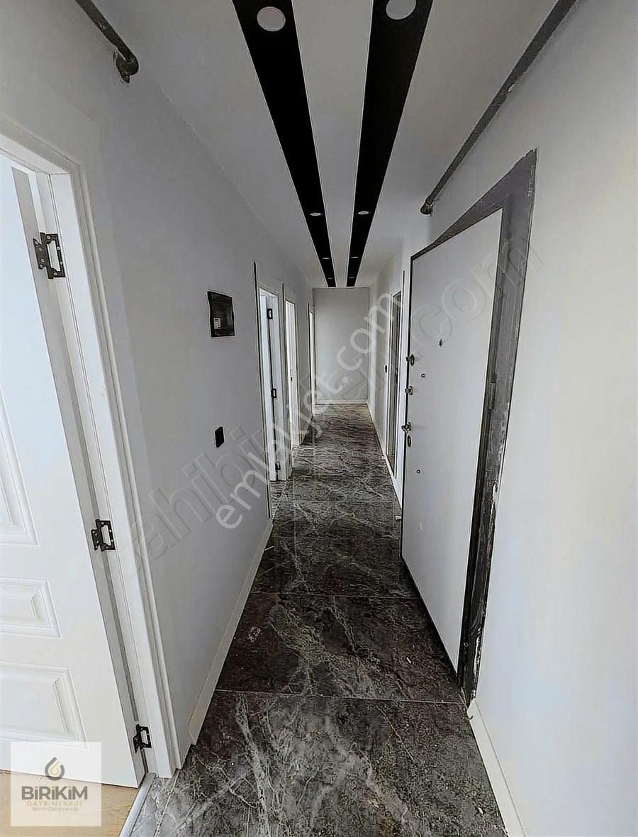 Bayramoğlu Mah'de 2+1 - 90 M2 Yerden Isıtmalı Bahçe Katı