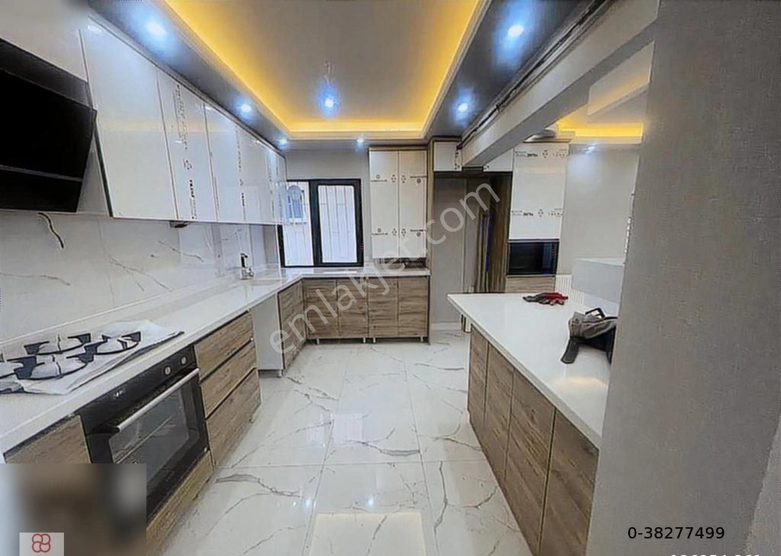 450.cadde De Full 3+1 Büyük Bahçe Kullanımlı Daire