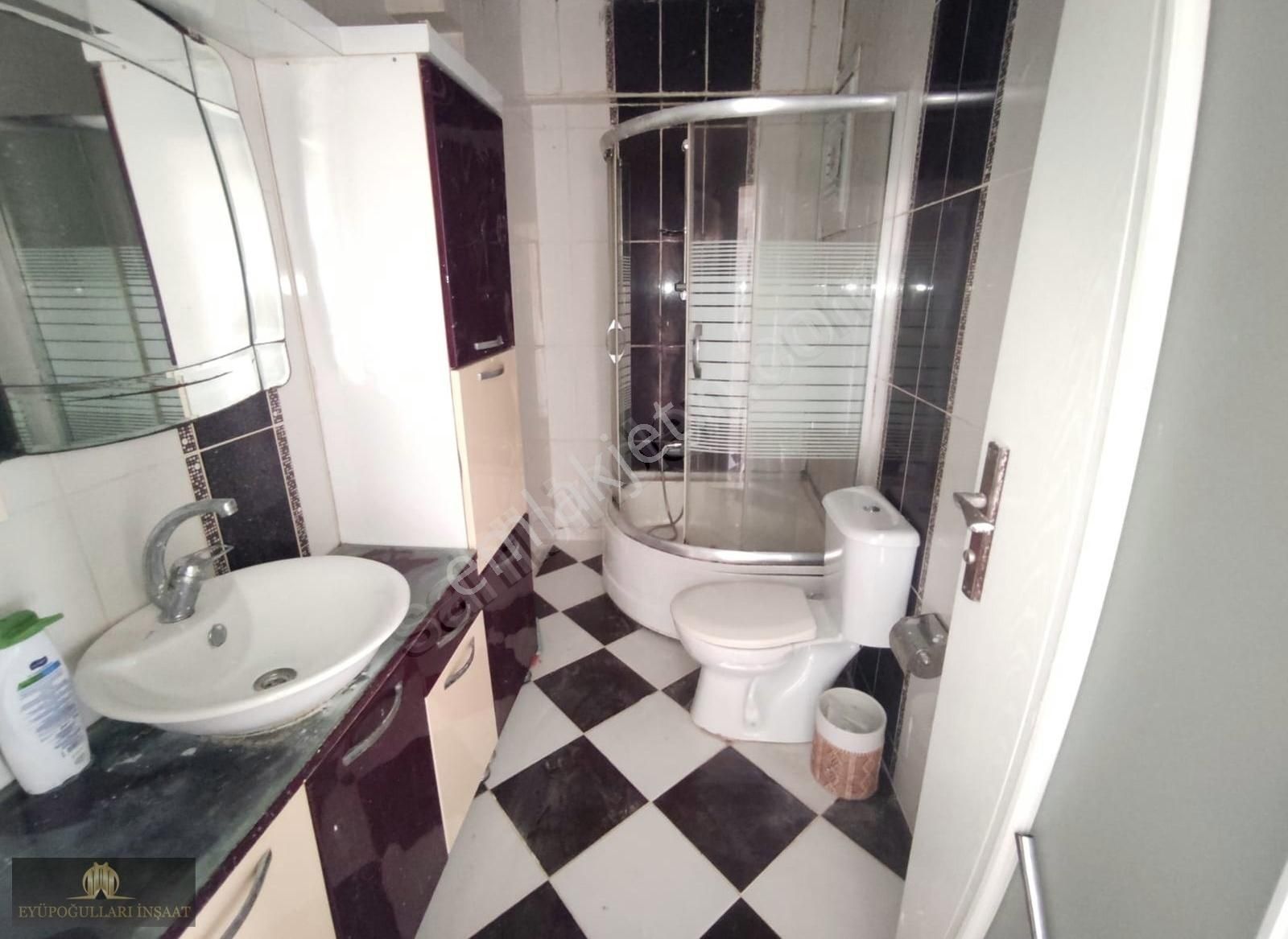 B.paşa Numunebağ Cad.üzerinde 2+1 120m2 Satılık Geniş Daire