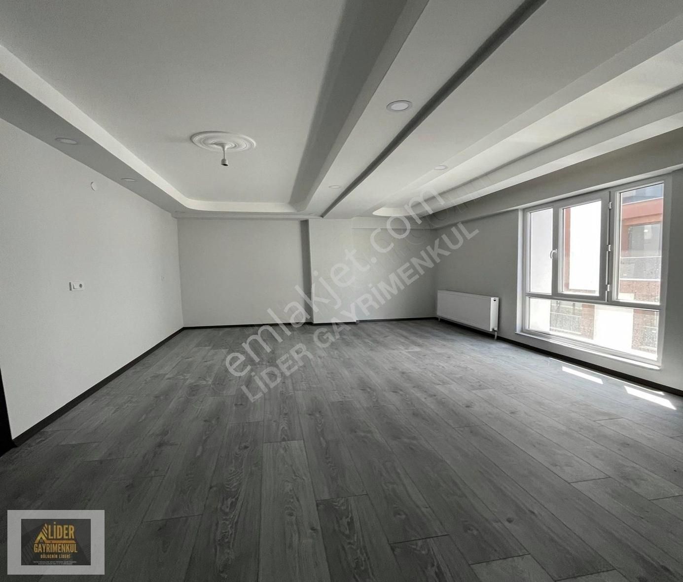 Cerkezköy Lider'den İstasyon Mahaspaş Civr3+1.130m²iskanlı Daire
