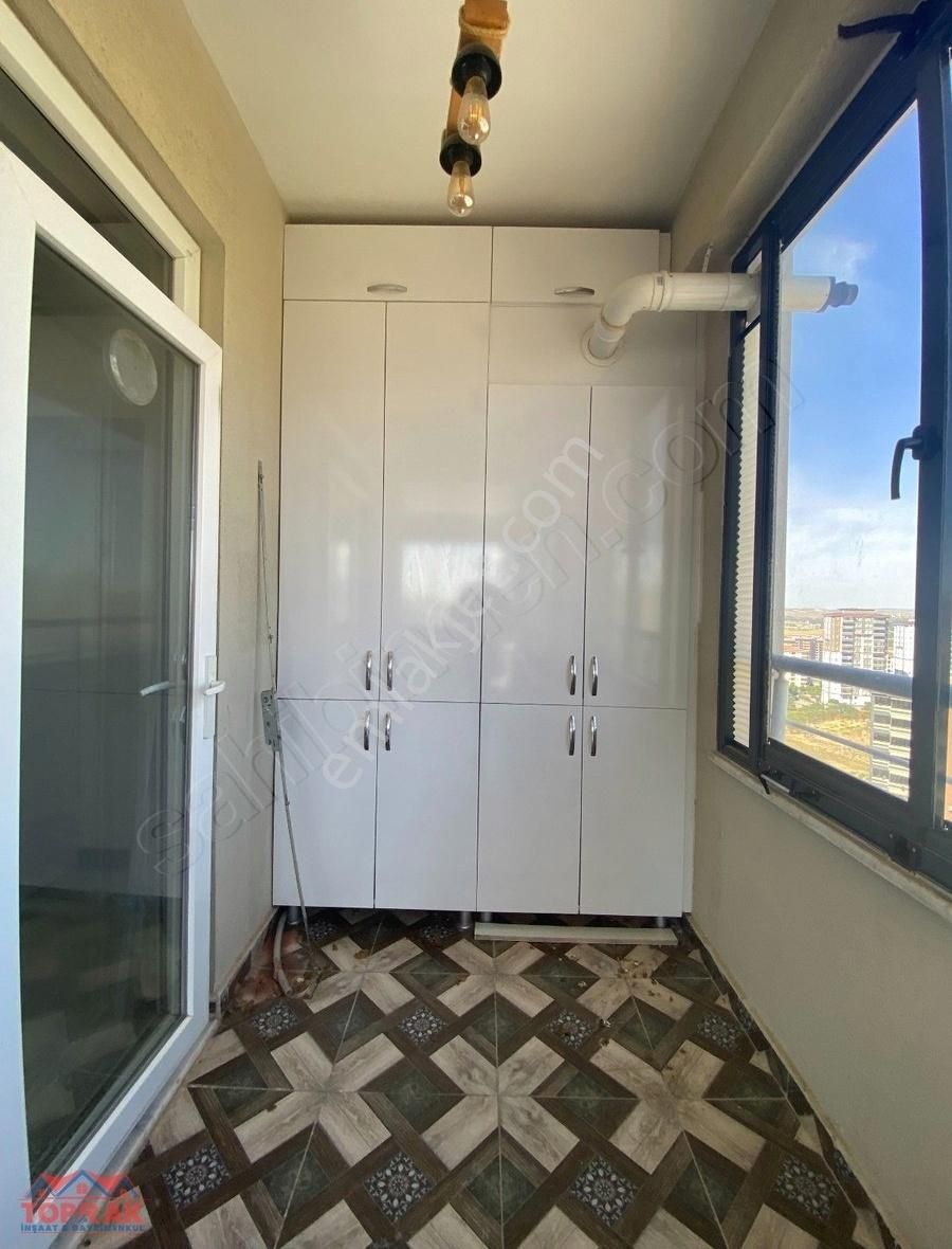 Kiralık 2.5+1 Abdulhamit Handa Kat Bahçeli Toprak Emlaktan