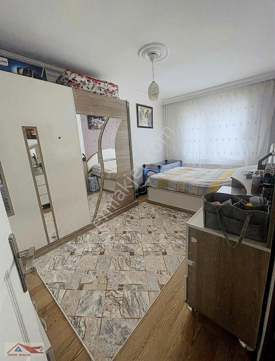 Şehrin İçinde Ferah Masrafsız 2+1 Katta Bakımlı Daire - Görsel 6