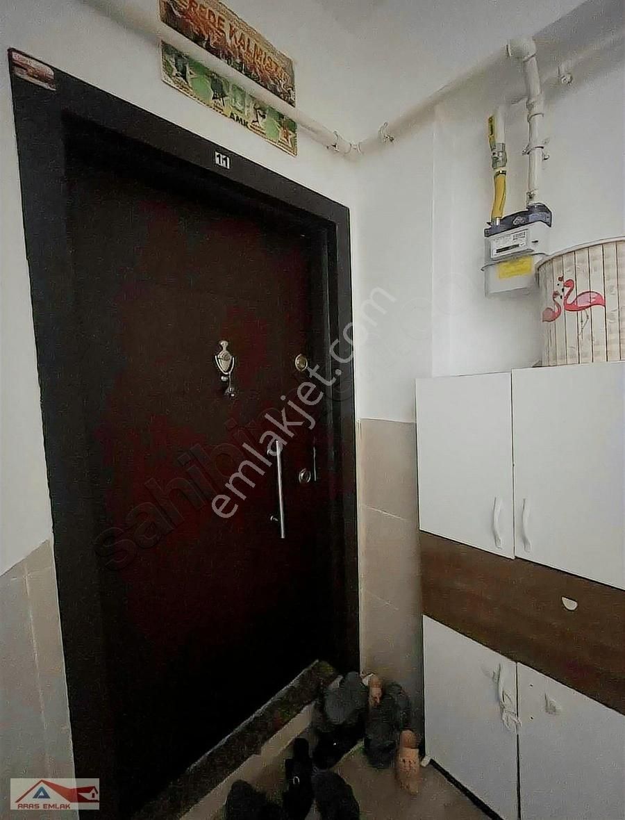 Şehrin İçinde Ferah Masrafsız 2+1 Katta Bakımlı Daire - Görsel 18