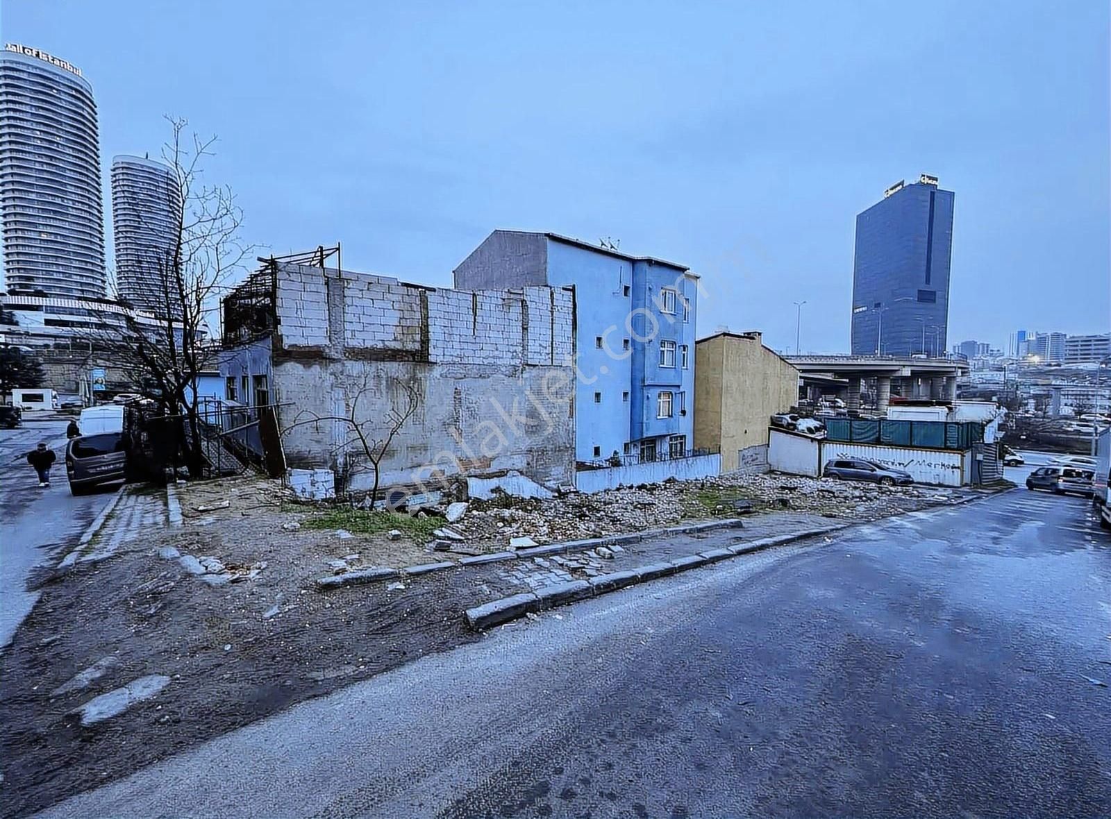 Basın Exprste Mall Of İst Karşısında Satılık 3 Parsel 370m2 Arsa - Görsel 2