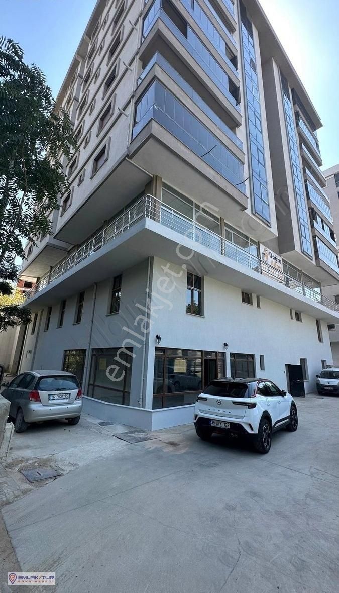 Emlak/tur'dan Manisa Turgutlu Mimar Sinan Caddesinde İş Yeri