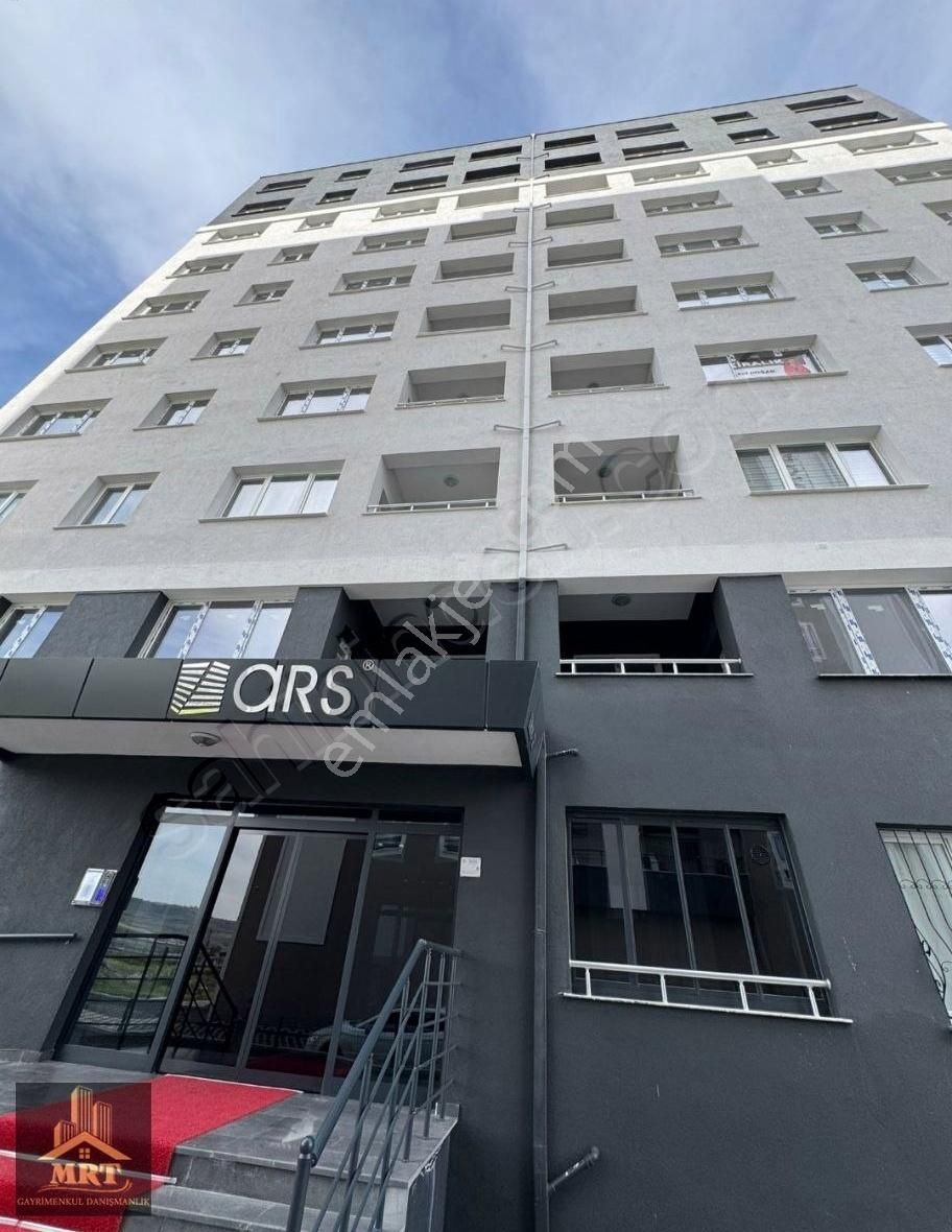Şehir Hastanesin'de Satılık 3+0 Daire