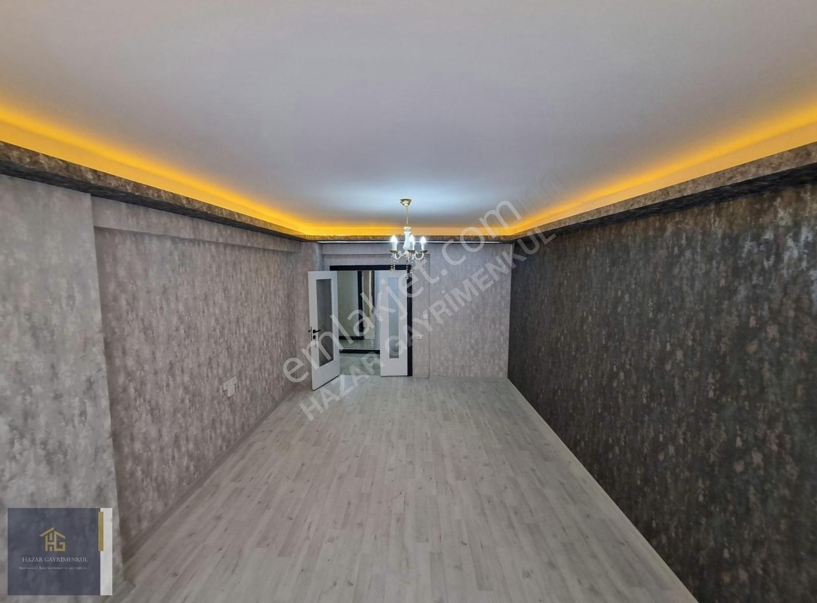 Sincan Yenikentte Sitede Ful Yapılı Masrafsız-acil-ultra Lüx 3+1