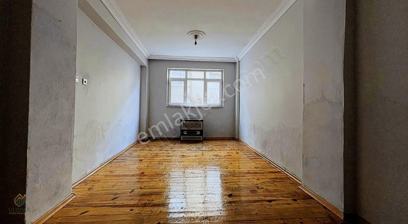 198 M² 3+1 Geniş Kiralık Daire