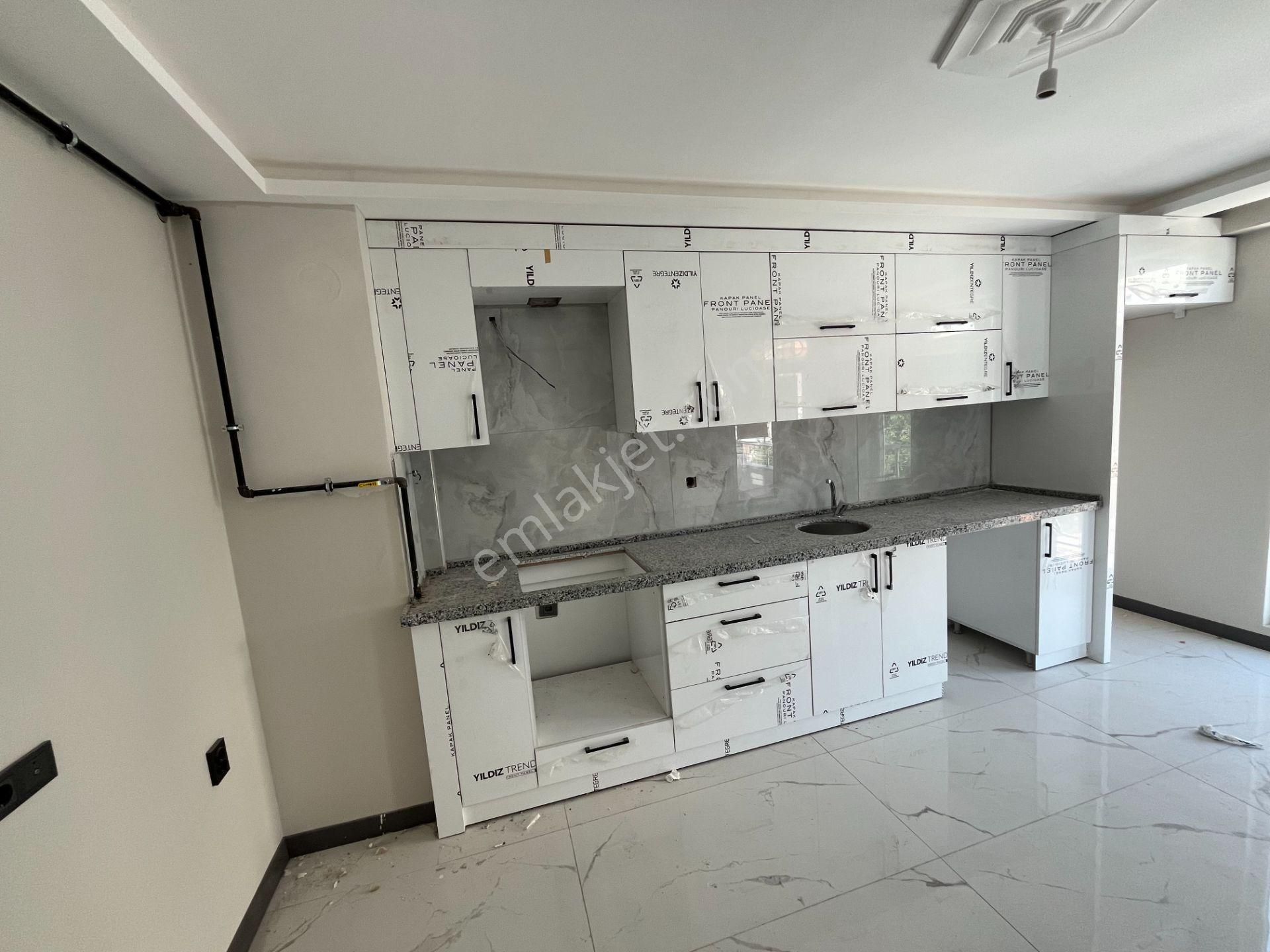 Çorum Cengiz Yapı-ertuğrul Gazi Okulu Çevresinde Ara Kat Satılık 3+1 Daire