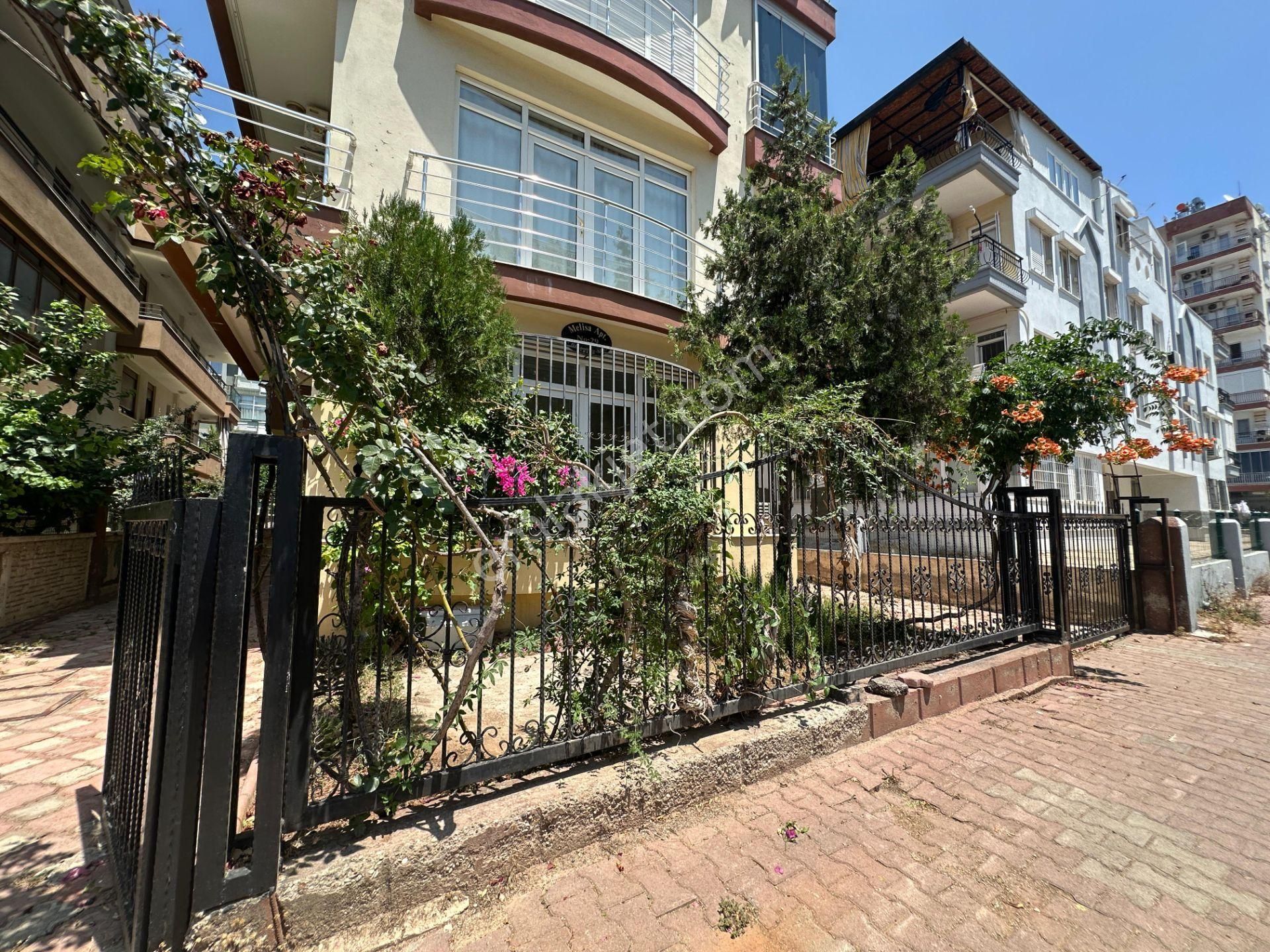 Atatürk'te Doğalgazlı -klimalı 2+1 Yüksek Giriş Kiralık Daire