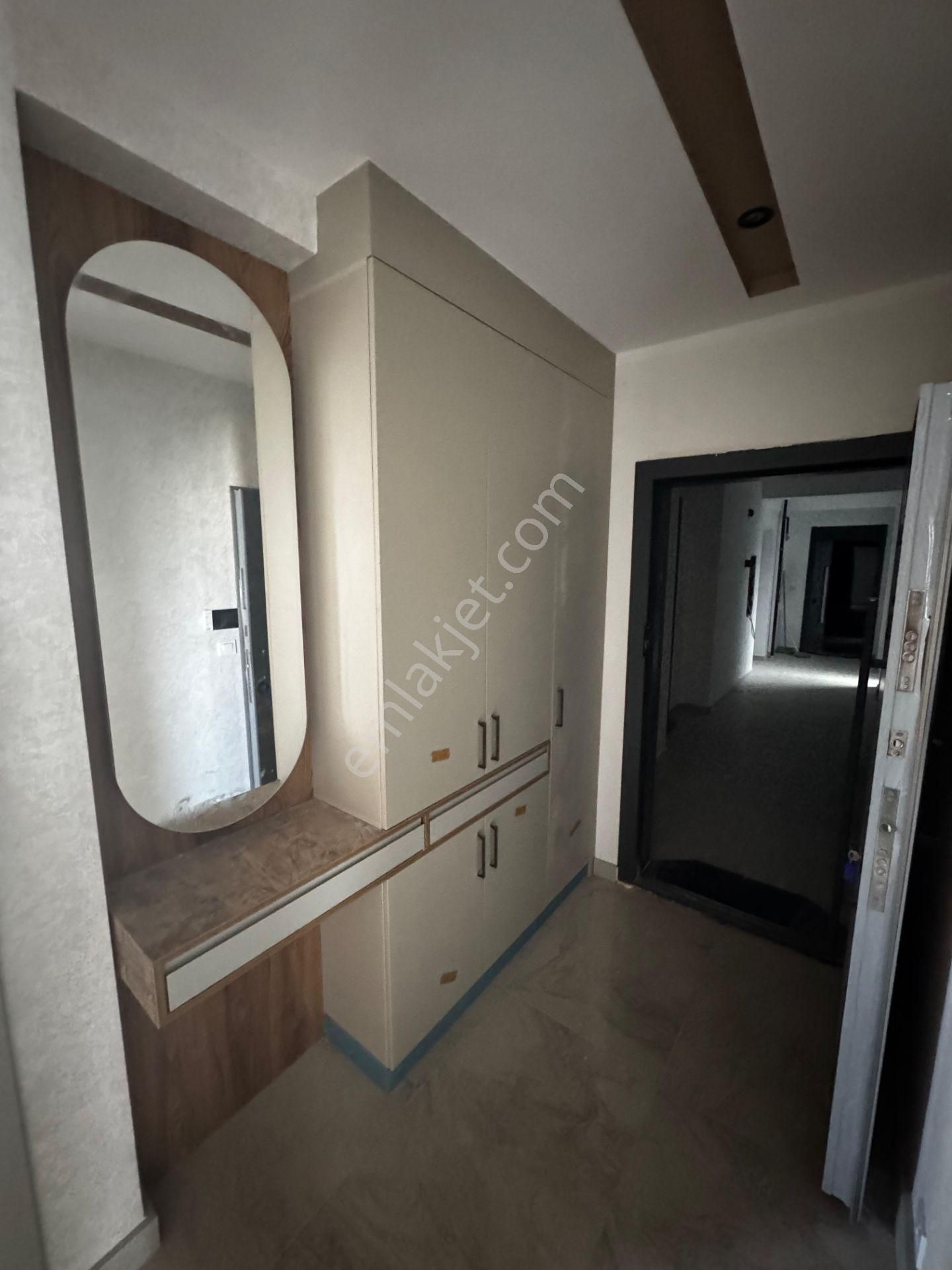 Mersin/erdemli/merkez Mahallesi'nde Ebeveyn Banyolu Satılık 3+1 Daire