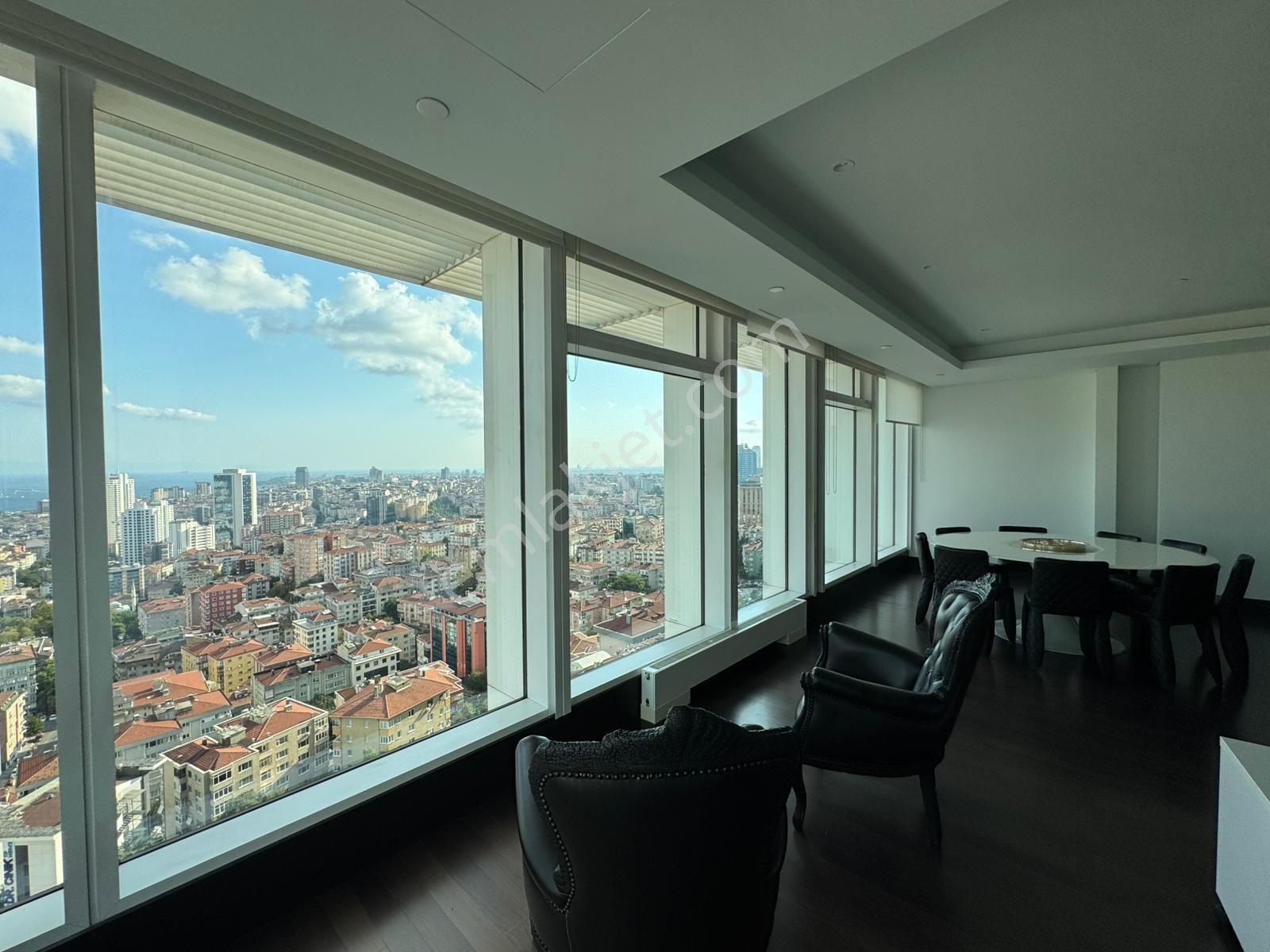 Quasar İstanbul'da Taşınmaya Hazır Kiralık Ofis - Görsel 11